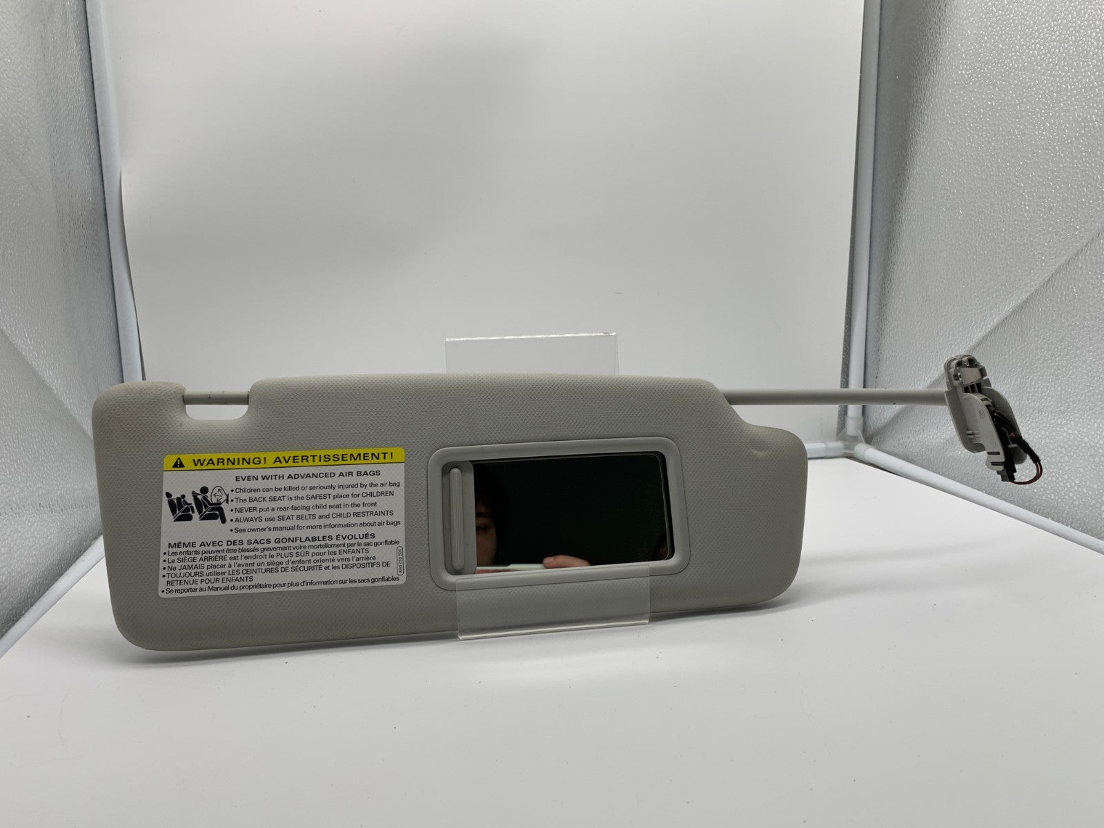 2009-2012 Audi A4 Passenger Sun Visor Sunvisor Gray Illuminated OEM