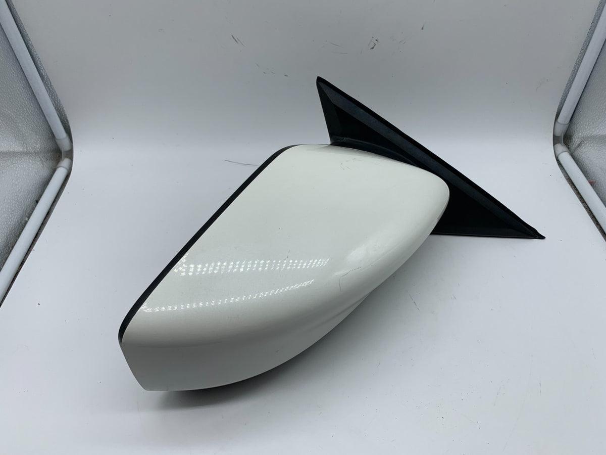2013-2018 Nissan Altima Sedan Passenger Side View Door Mirror White A01B09004