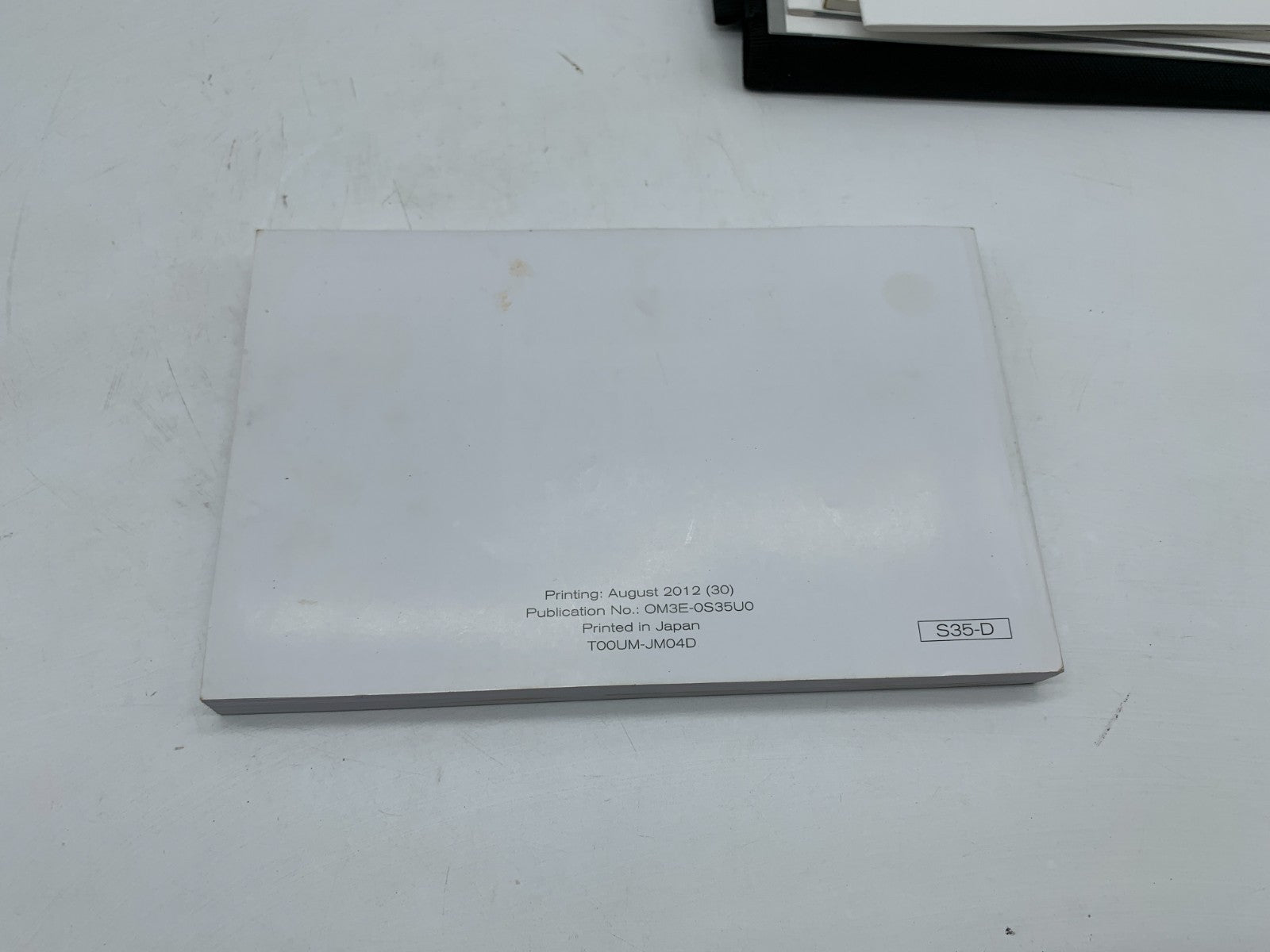 2013 Nissan Rogue Owners Manual Set with Case OEM A04B10029