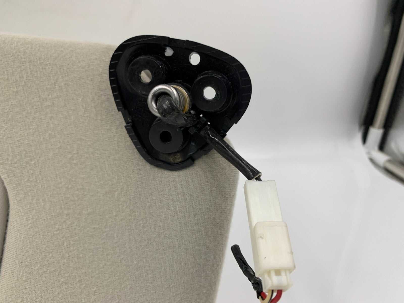 2005-2010 Toyota Sienna Passenger Sun Visor Gray Illuminated OEM C04B08032