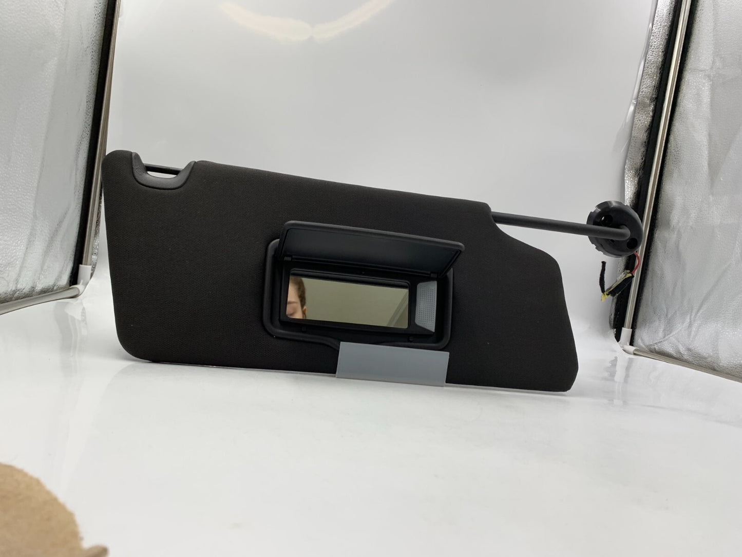 2011-2015 Ford Explorer Passenger Sun Visor Illuminated Black OEM E01B57004