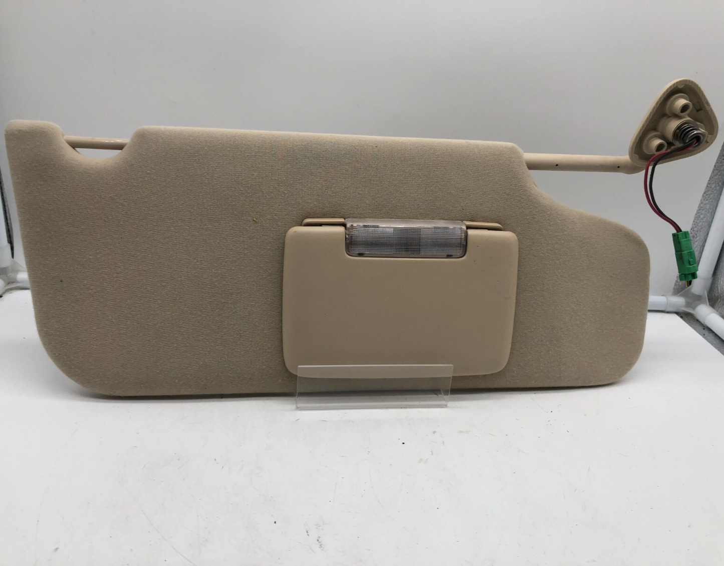 2008-2009 Ford Taurus X Passenger Sun Visor Tan Illuminated OEM D02B03010