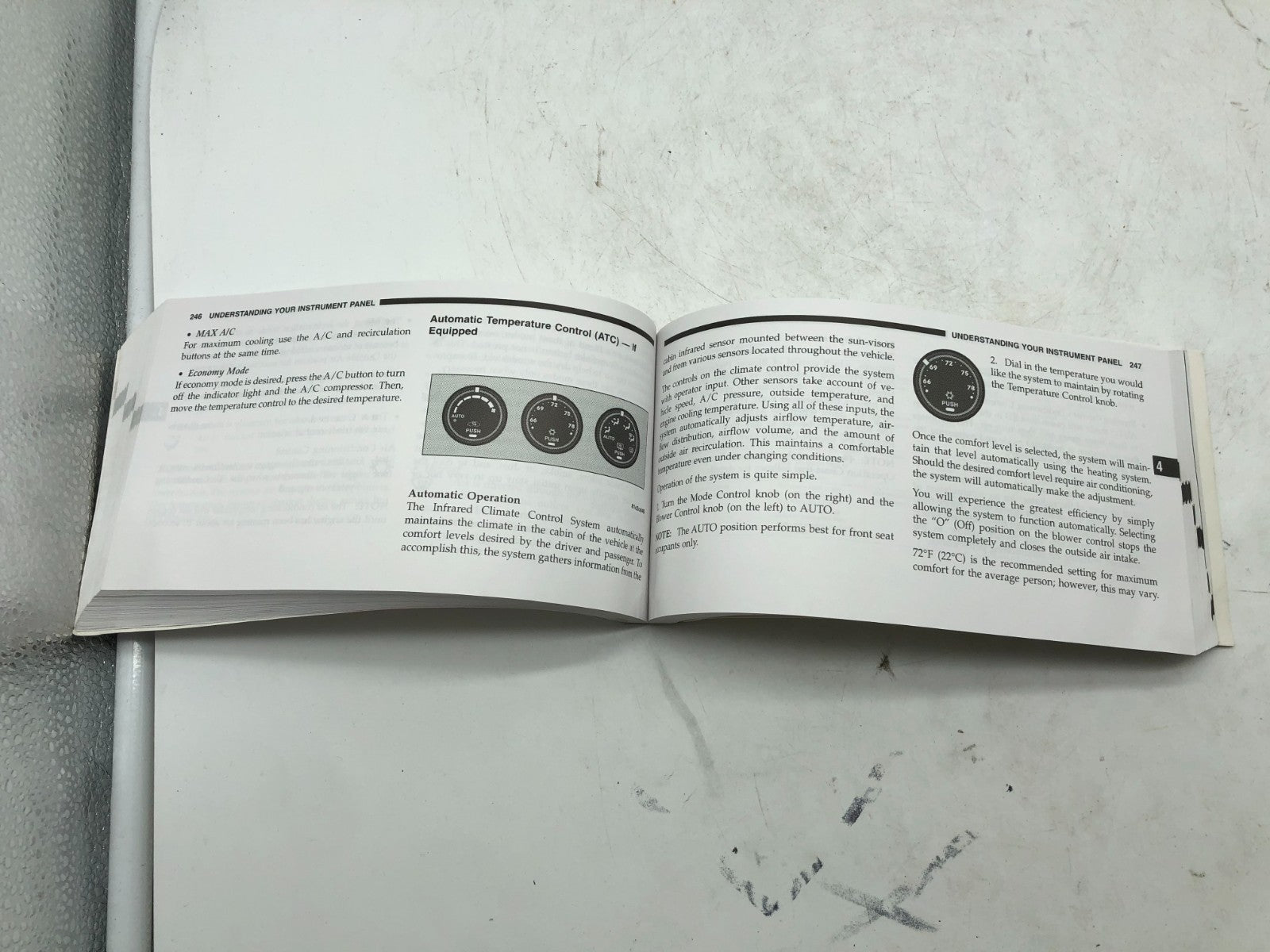 2008 Dodge Avenger Owners Manual Set with Case OEM B01B35008