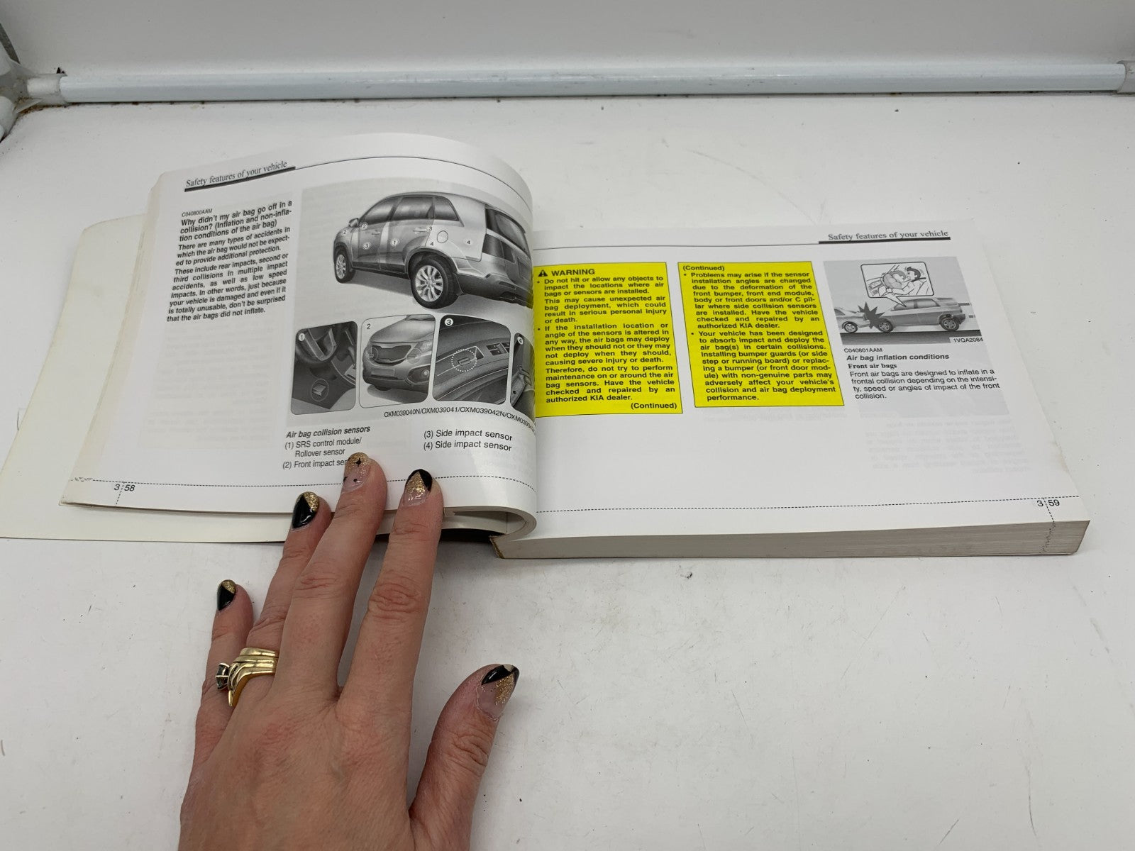2010 Kia Sorento Owners Manual OEM D01B57014