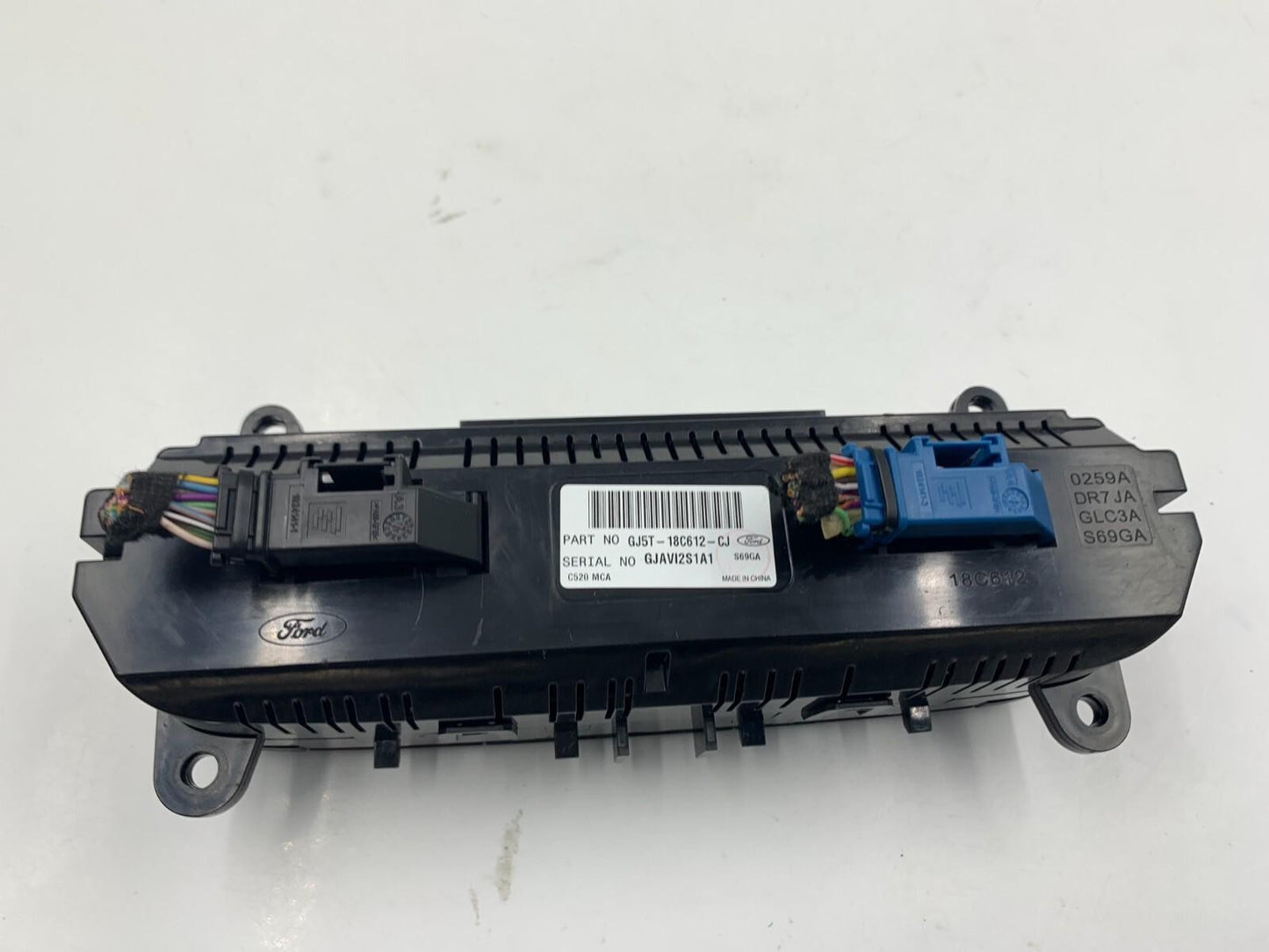 2018-2019 Ford Escape AC Heater Climate Control Unit OEM C02B18013