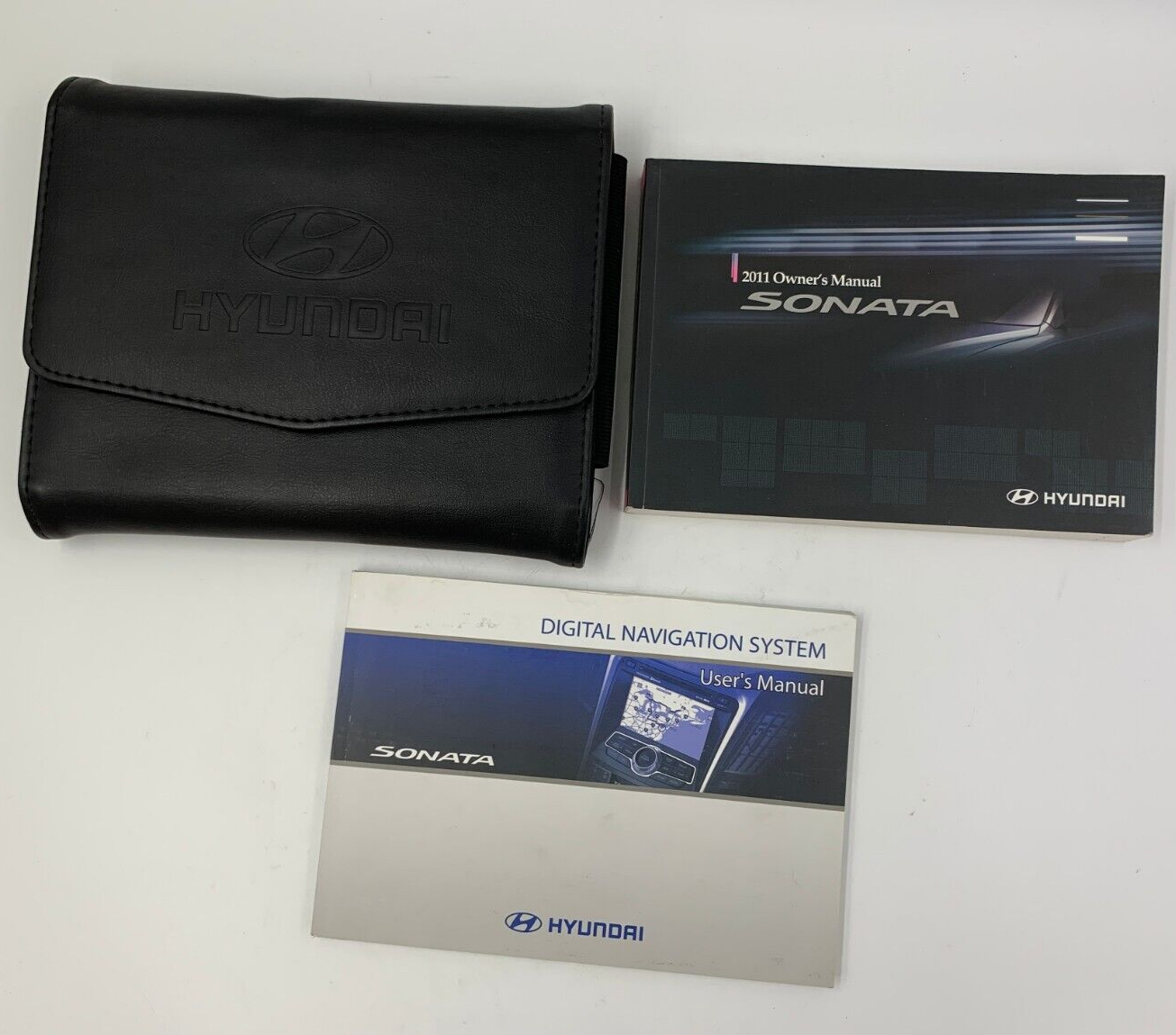 2011 Hyundai Sonata Owners Manual Set with Case OEM C02B36076