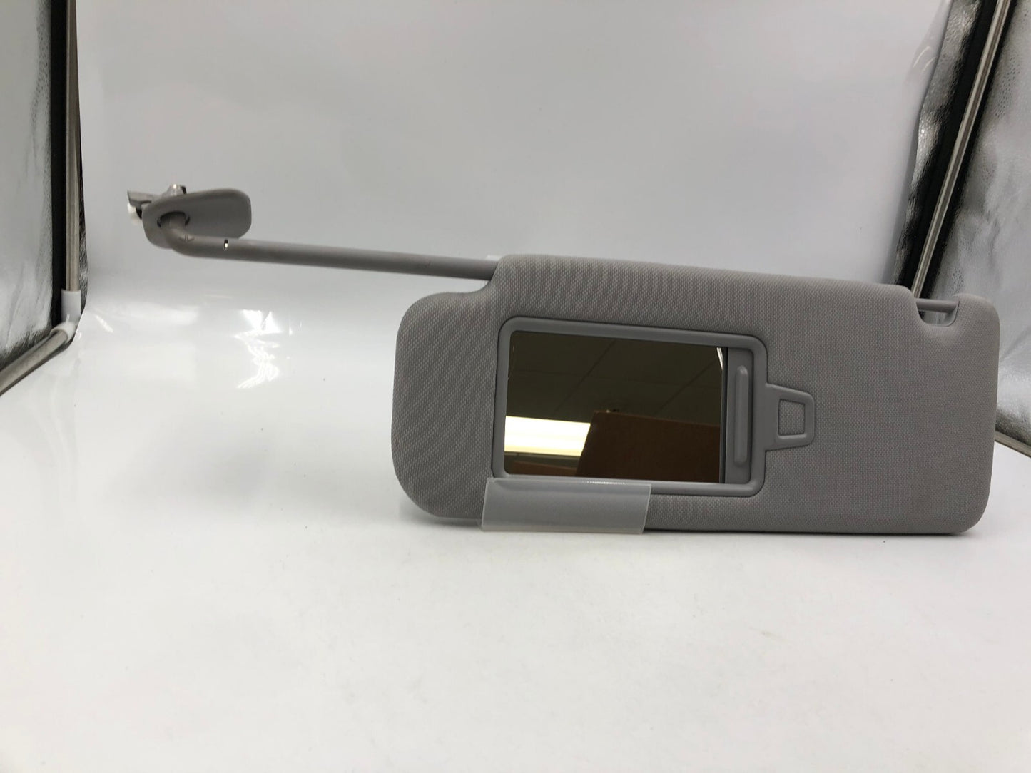 2015-2019 Hyundai Sonata Driver Sun Visor Gray Illuminated OEM A04B19041