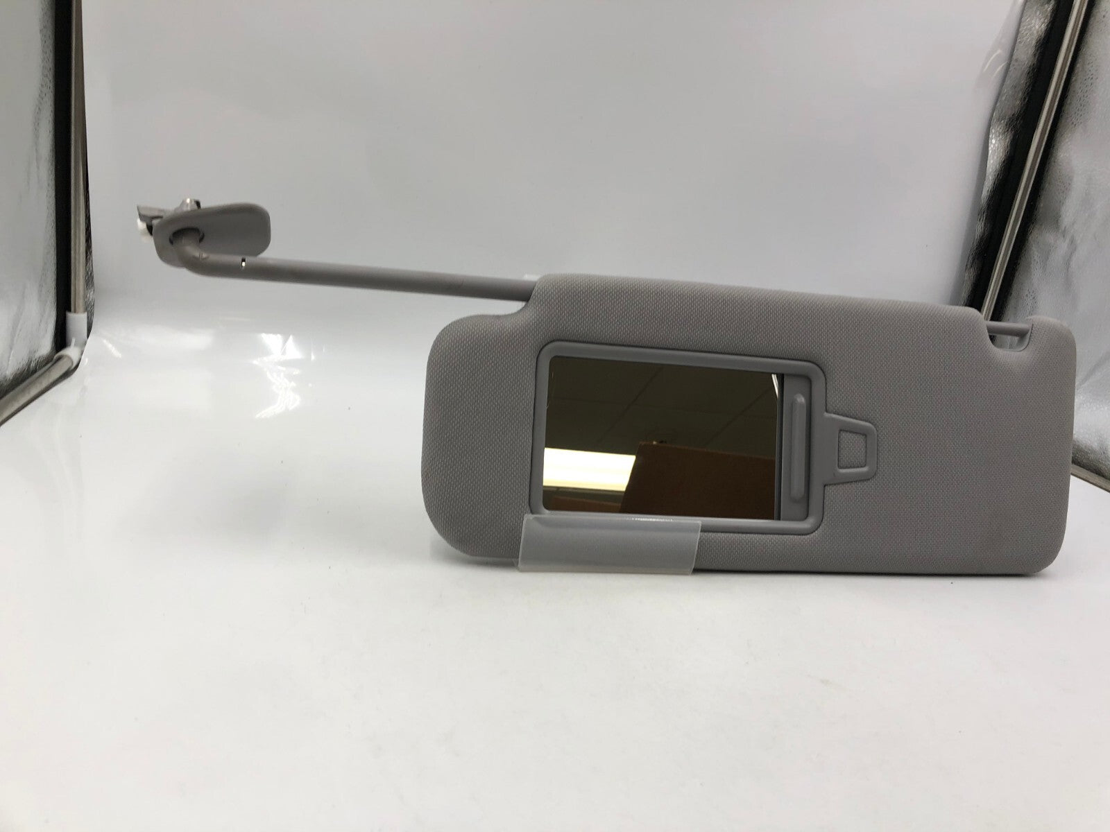 2015-2019 Hyundai Sonata Driver Sun Visor Gray Illuminated OEM A04B19041