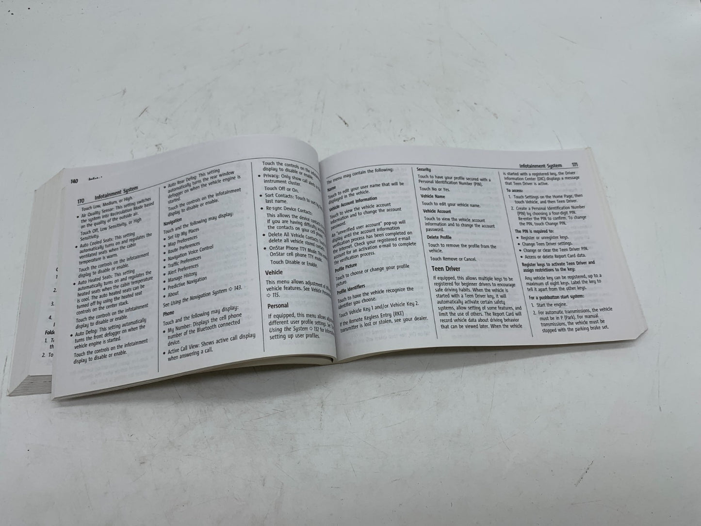 2021 Chevy Traverse Owners Manual OEM A03B43010