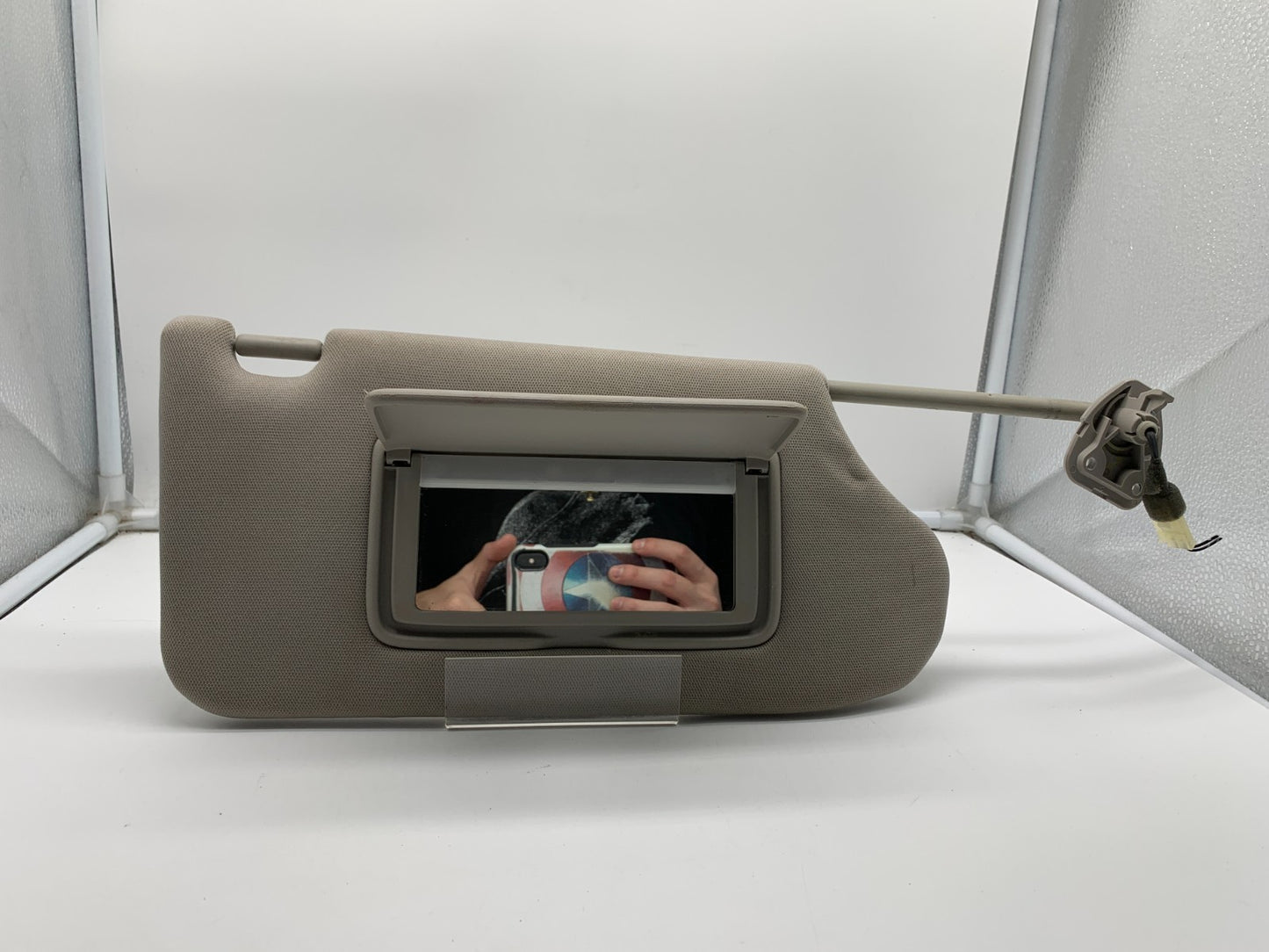 2013-2018 Nissan Altima Passenger Sun Visor Gray Illumination OEM E02B36058