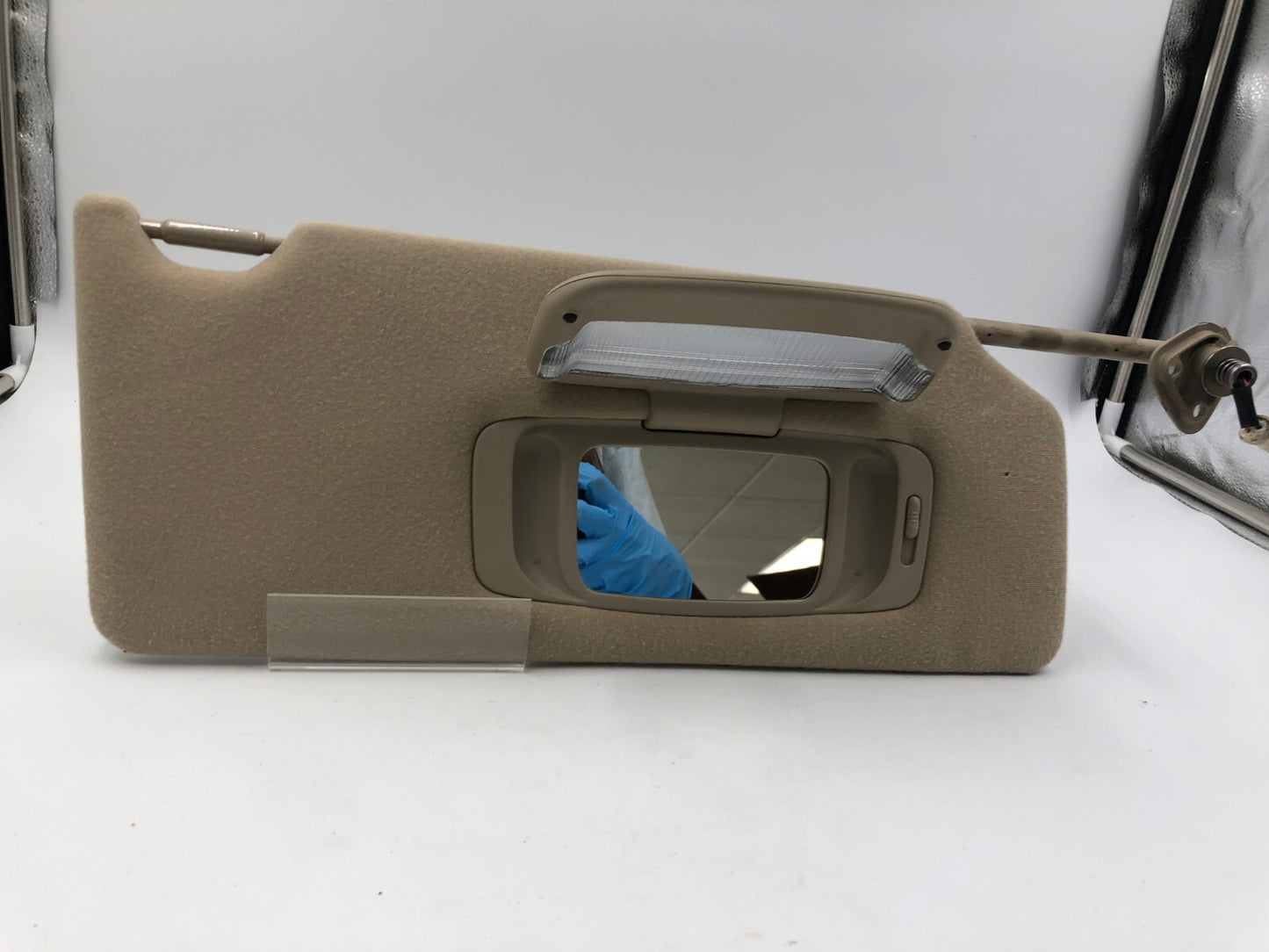 2005-2012 Toyota Avalon Passenger Sun Visor Tan Illuminated OEM A04B12029