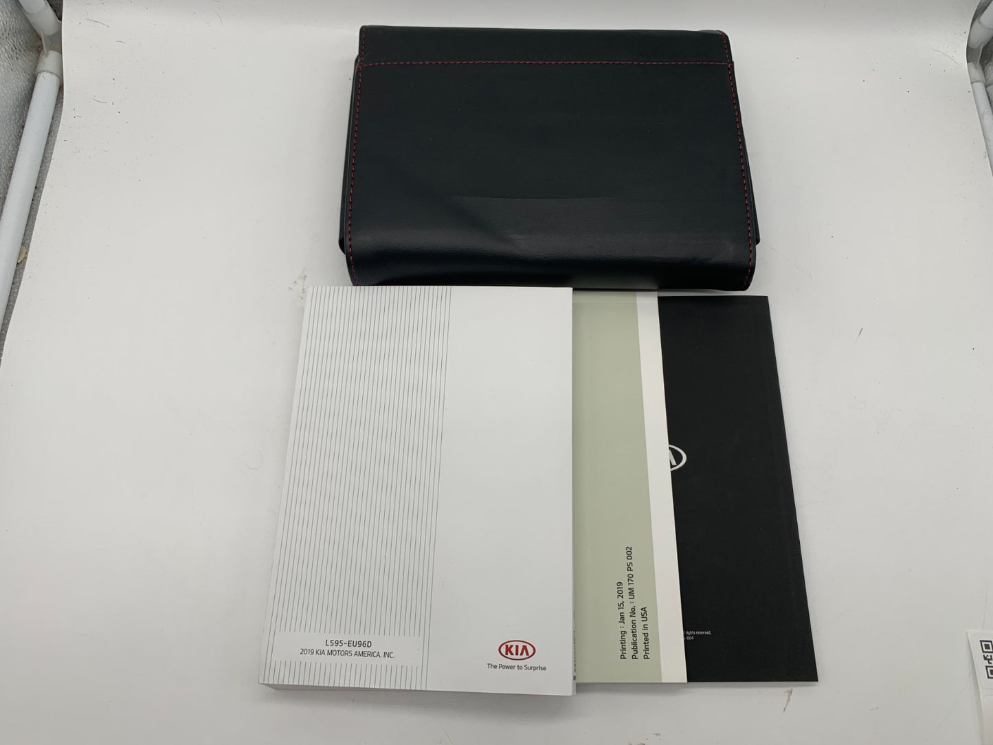 2020 Kia Telluride Owners Manual Set with Case OEM A02B56005
