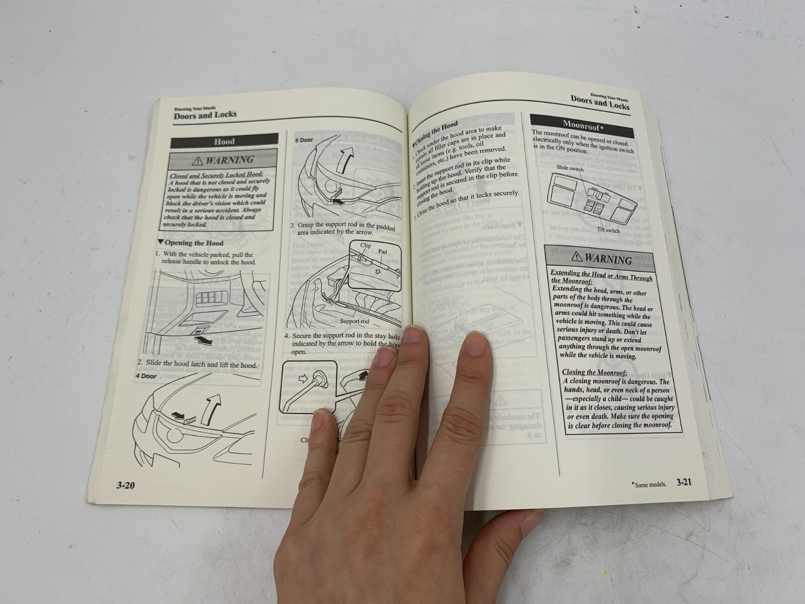 2006 Mazda 3 Owners Manual Set OEM E01B12003