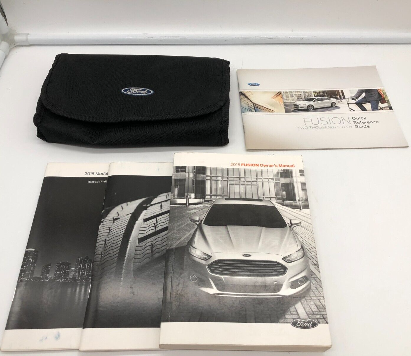 2015 Ford Fusion Owners Manual Set with Case OEM A02B50001