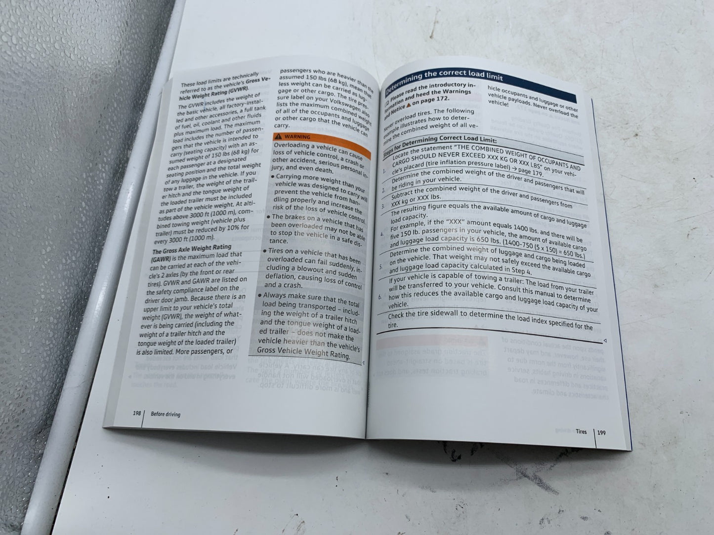 2017 Volkswagen Jetta GLI Owners Manual Set with Case OEM B01B44006