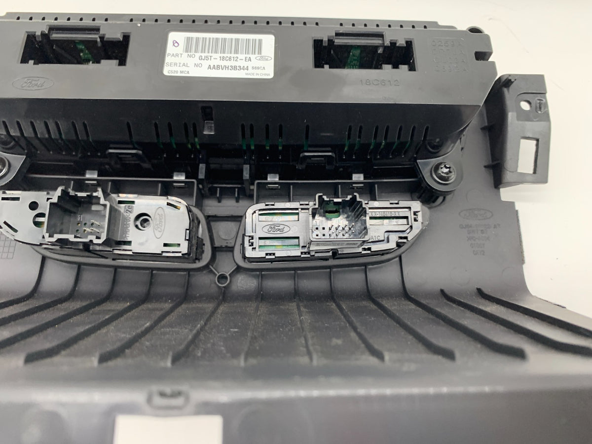 2017 Ford Escape AC Heater Climate Control Unit OEM B04B05006