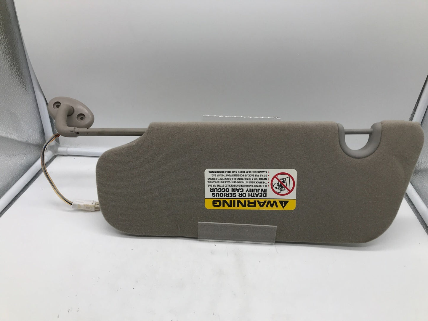 2002-2003 Jeep Liberty Passenger Sun Visor Gray Illumination OEM E02B44072