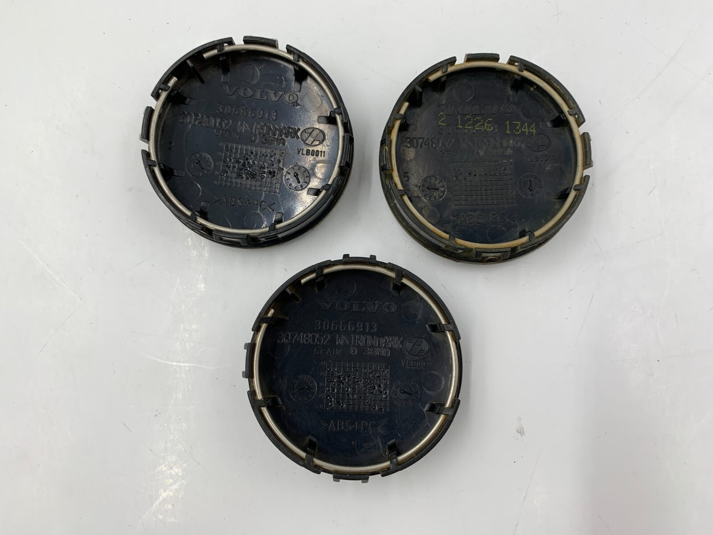 Volvo Rim Wheel Center Cap Black OEM D01B53085