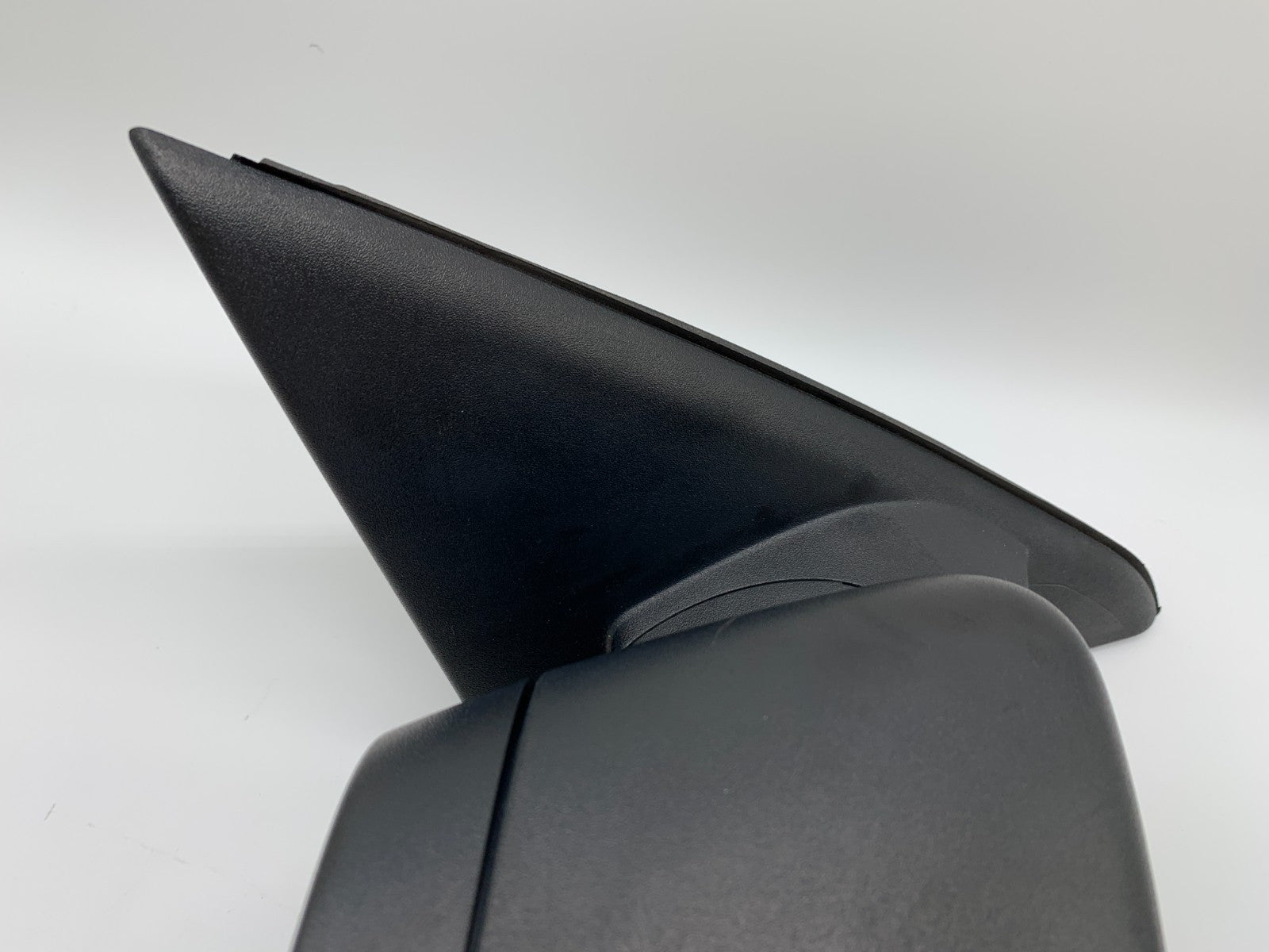 2013-2019 Ford Taurus Passenger Side View Power Door Mirror Black OEM C03B54010