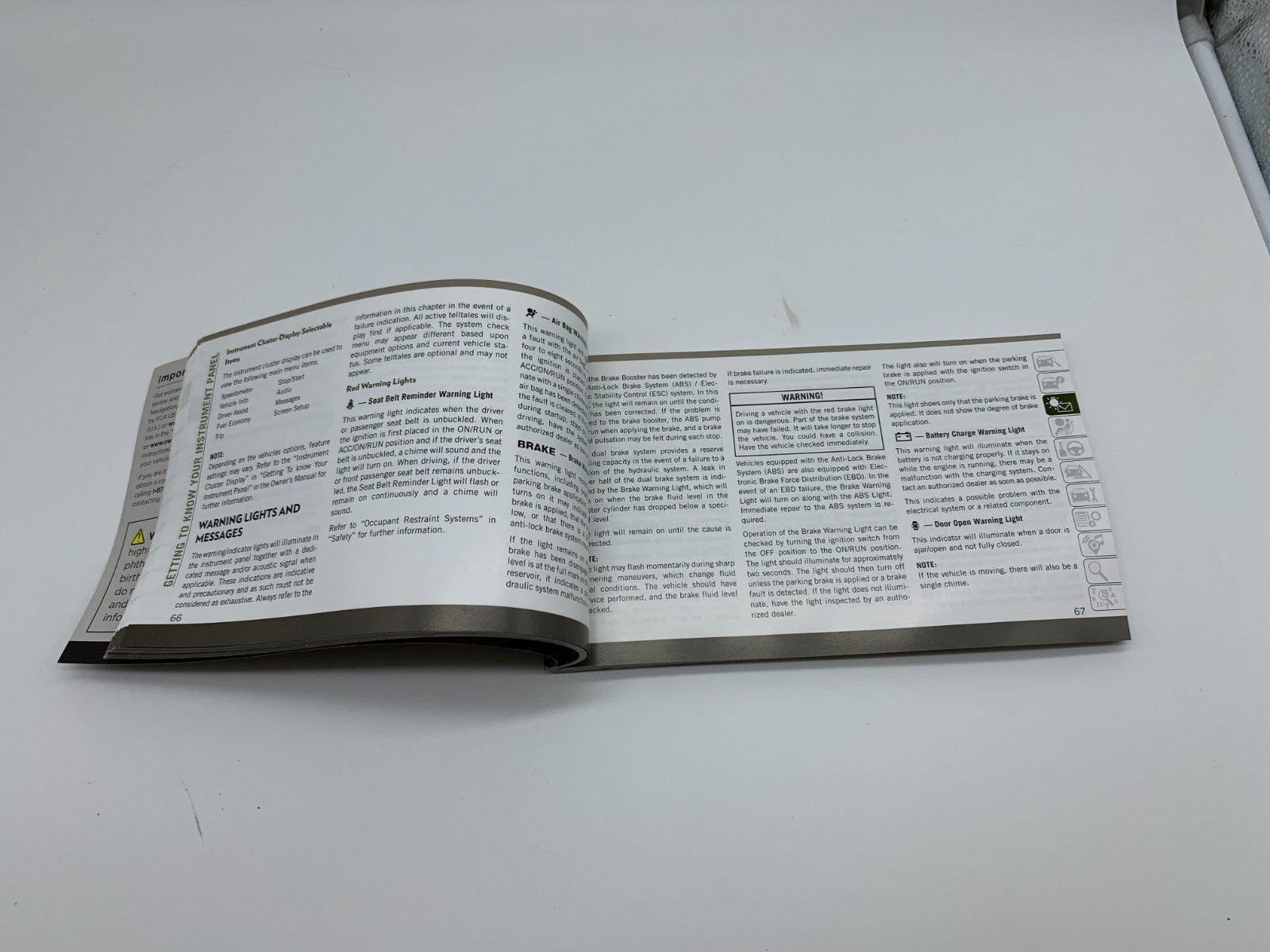 2019 Jeep Grand Cherokee Owners Manual OEM C03B54013