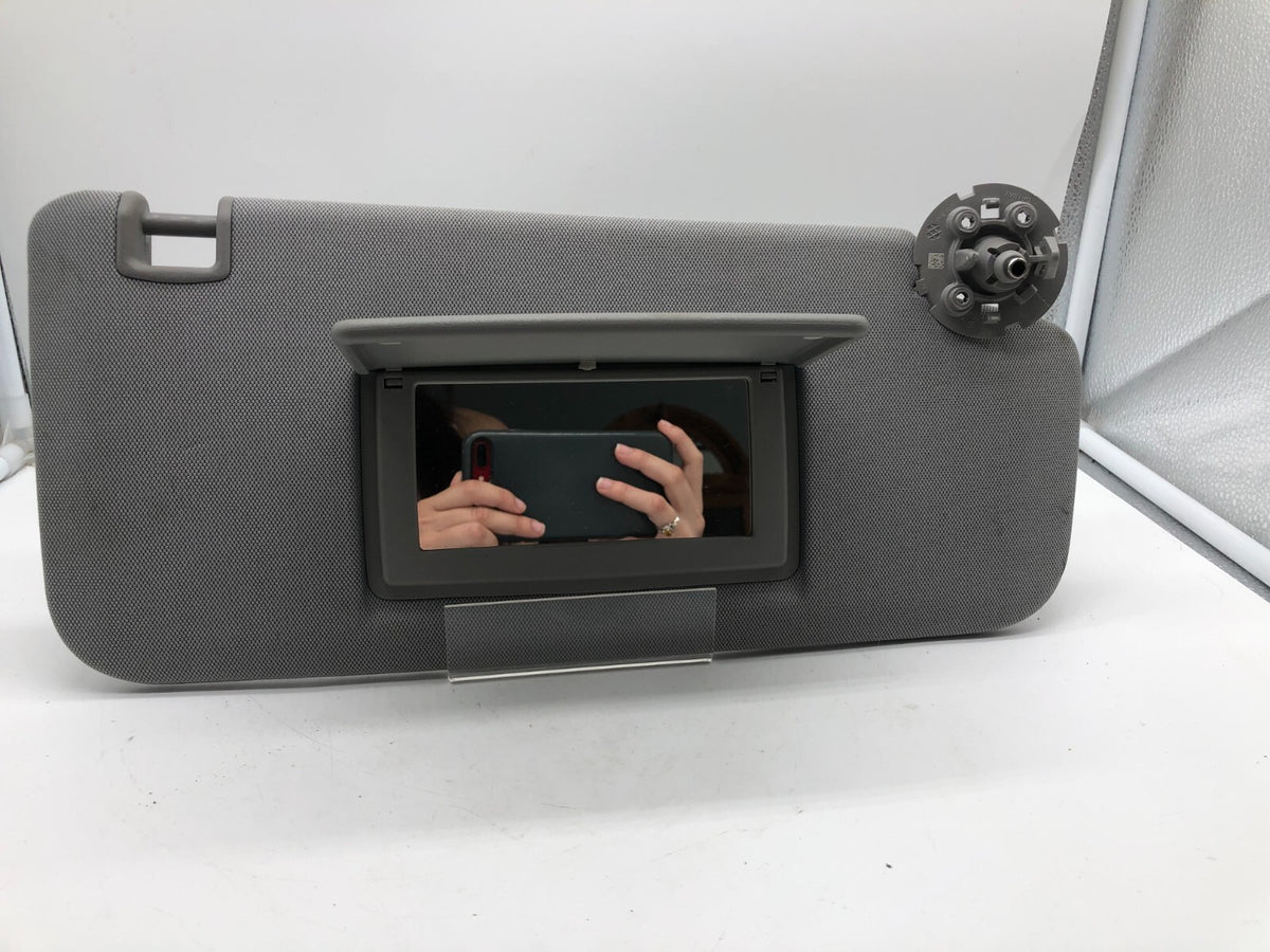 2017-2022 Chevrolet Trax Passenger Sun Visor Gray Illuminated OEM C02B54003