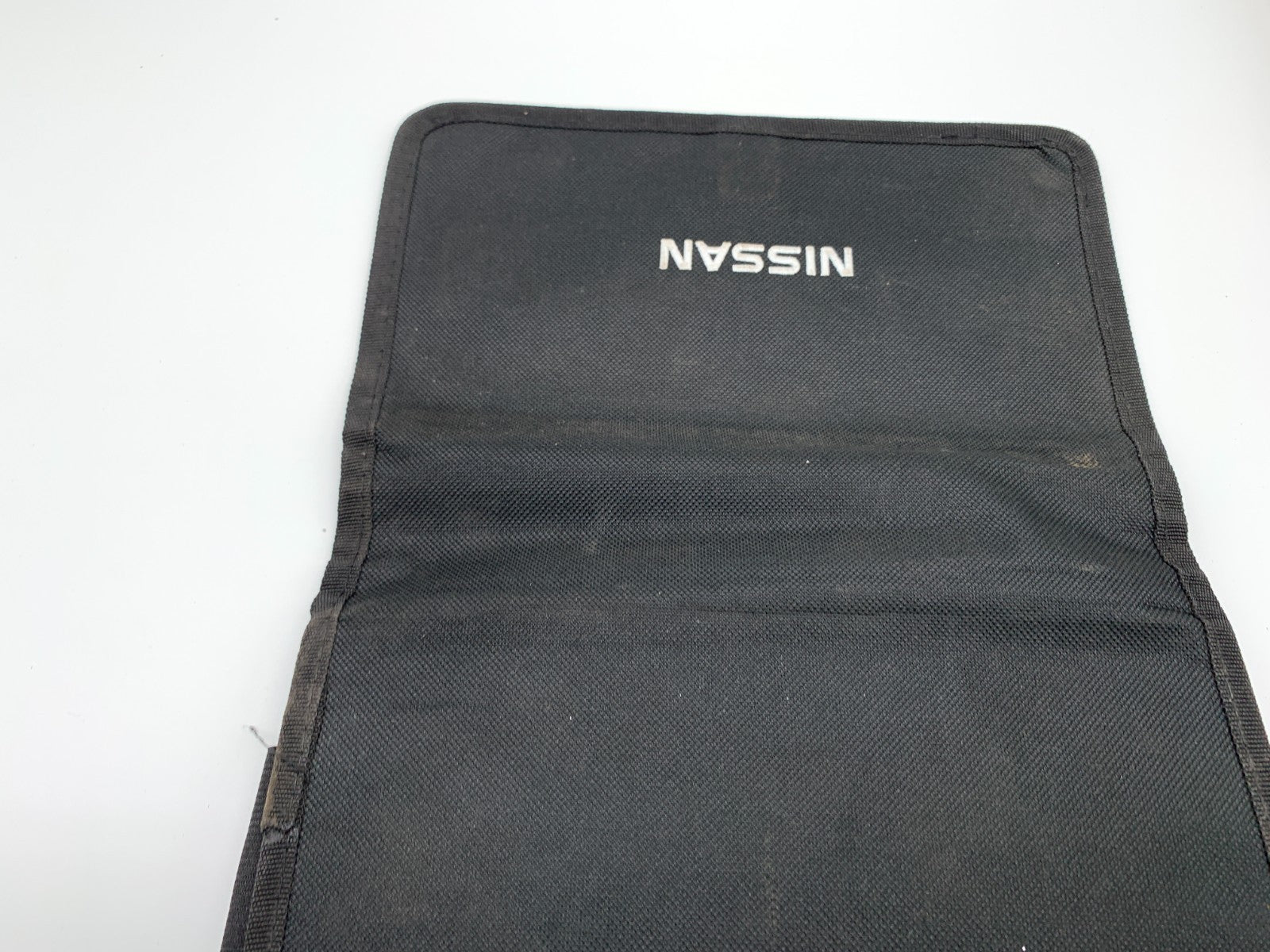 2017 Nissan Rogue Owners Manual Set with Case OEM B04B48004