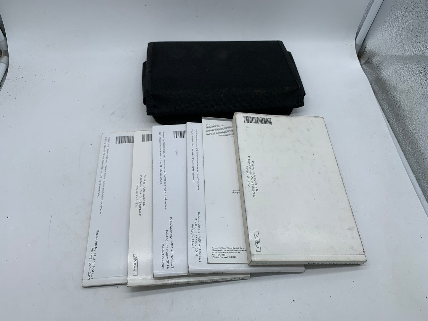 2014 Nissan Maxima Owners Manual Set with Case OEM R01B33019