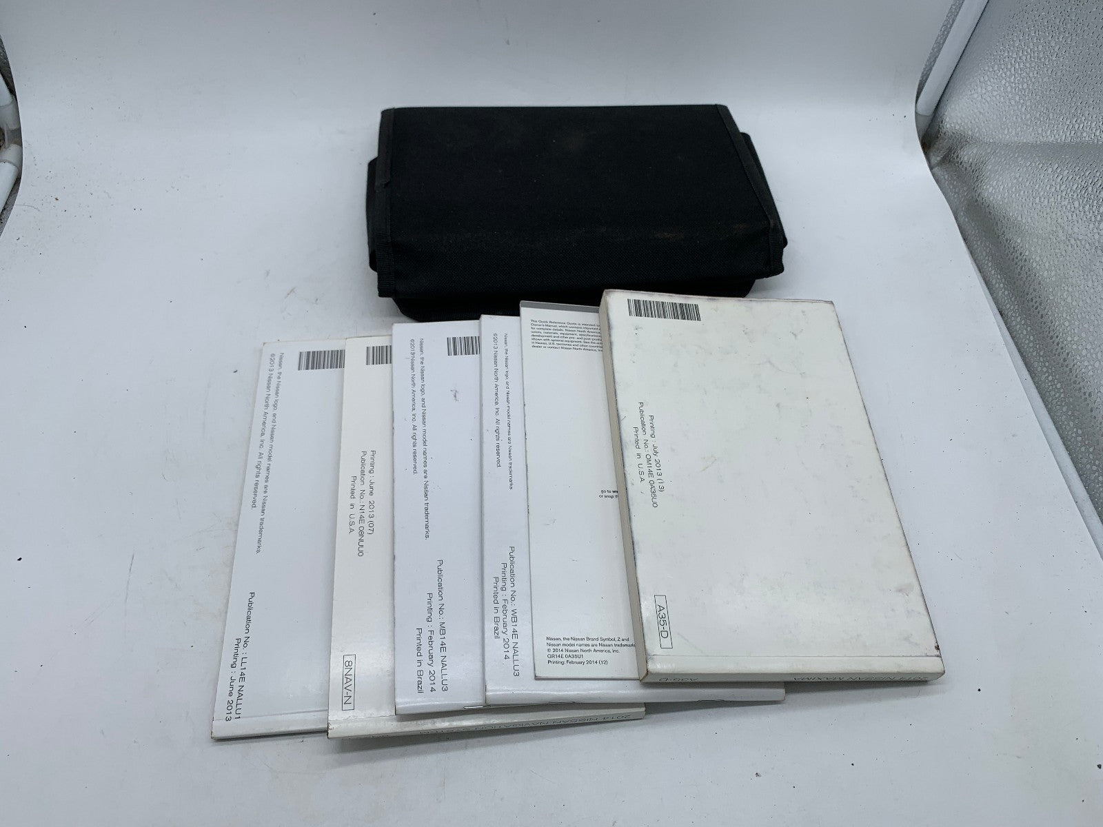 2014 Nissan Maxima Owners Manual Set with Case OEM R01B33019