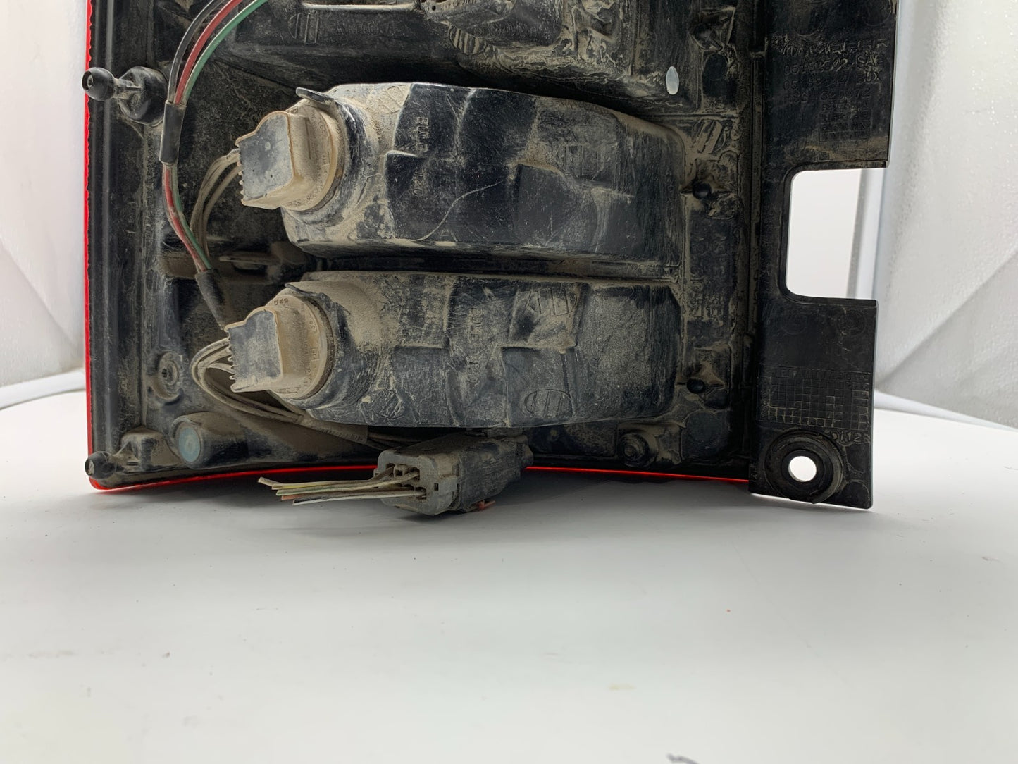 2011-2013 Jeep Compass Passenger Side Tail Light Taillight OEM C03B58002