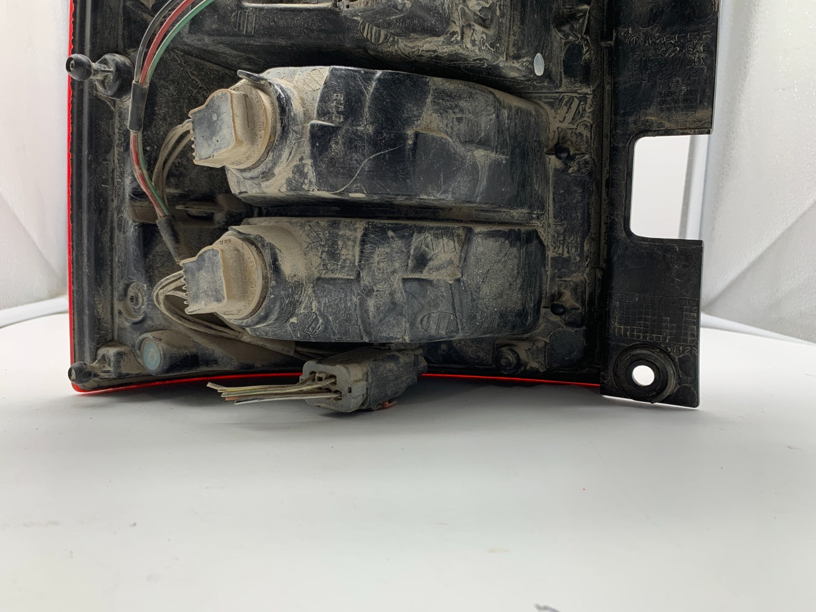 2011-2013 Jeep Compass Passenger Side Tail Light Taillight OEM C03B58002