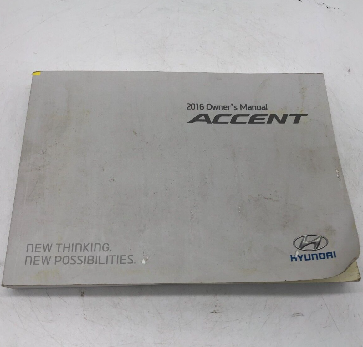 2016 Hyundai Accent Owners Manual OEM E01B23004
