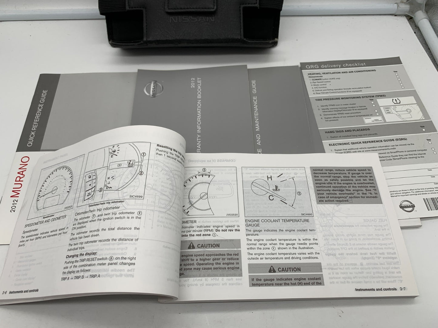 2012 Nissan Murano Owners Manual Set with Case OEM