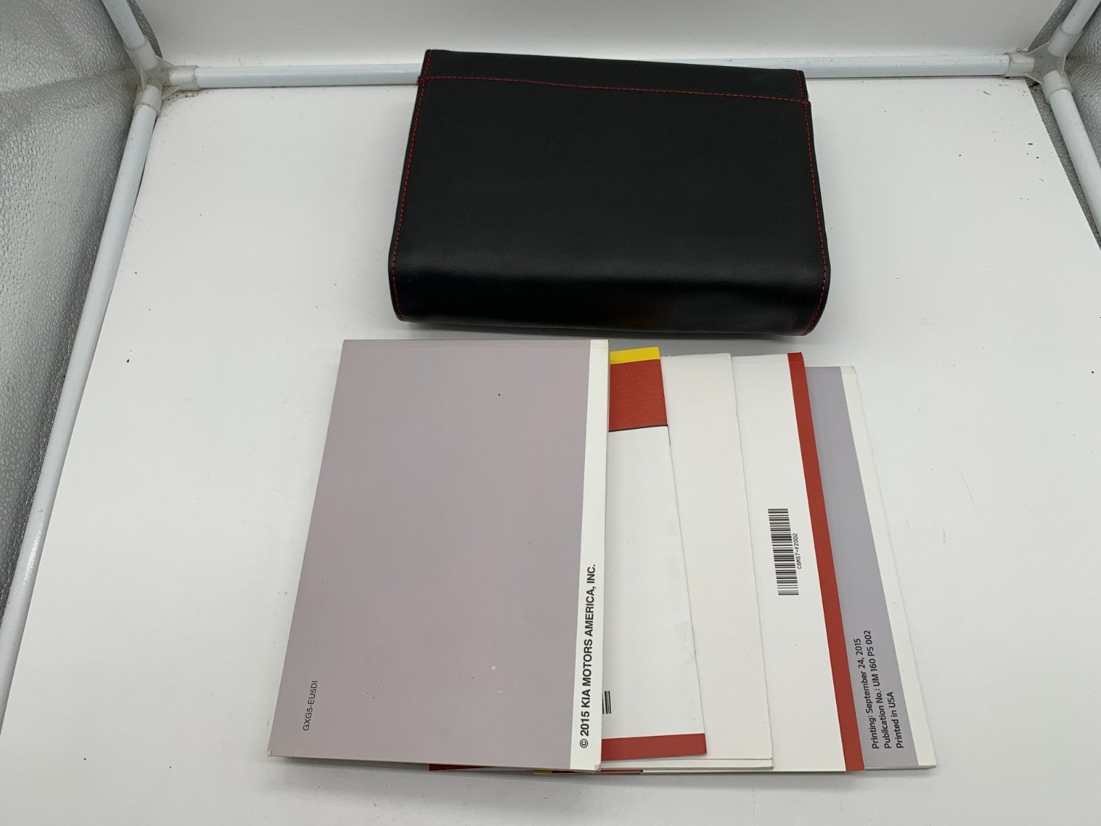 2016 Kia Sorento Owners Manual Set with Case OEM D04B34003