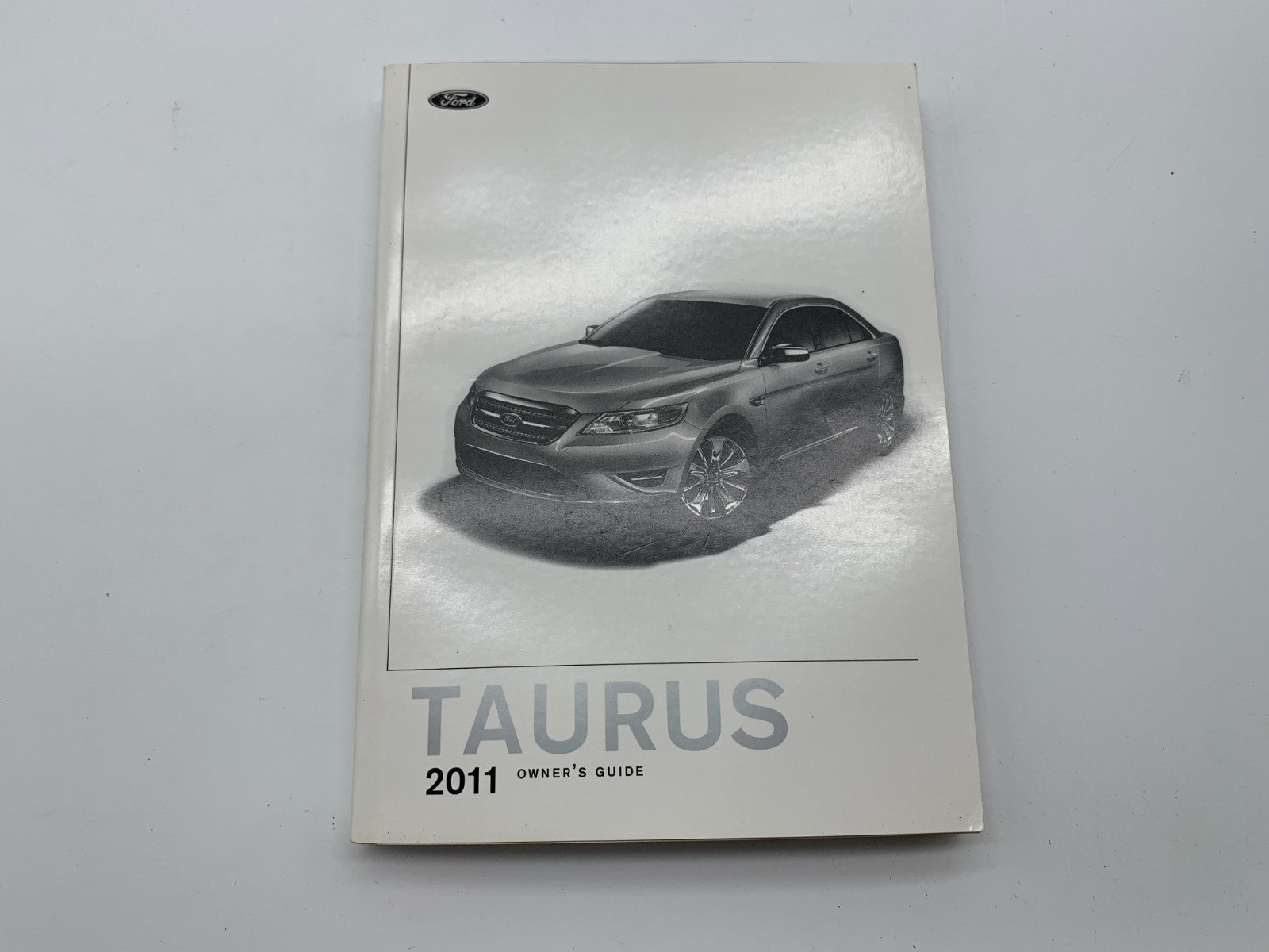 2011 Ford Taurus Owners Manual Set with Case OEM B03B24012