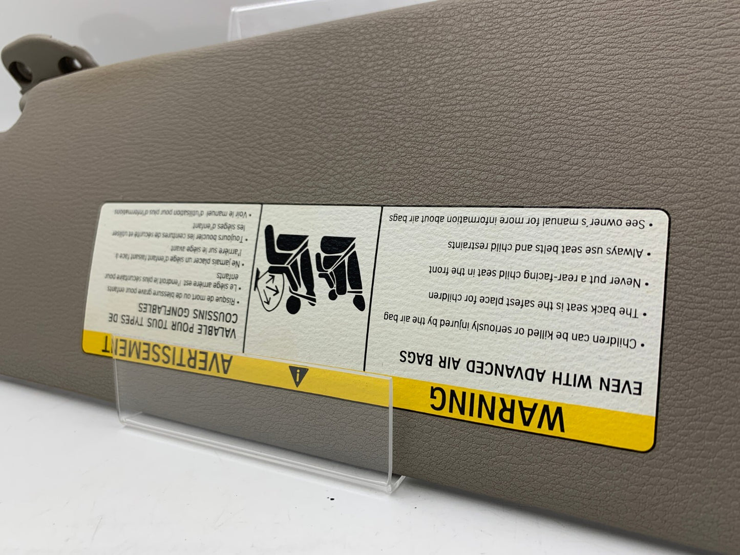 2007-2013 BMW X5 Passenger Sun Visor Gray Illuminated OEM D01B41061