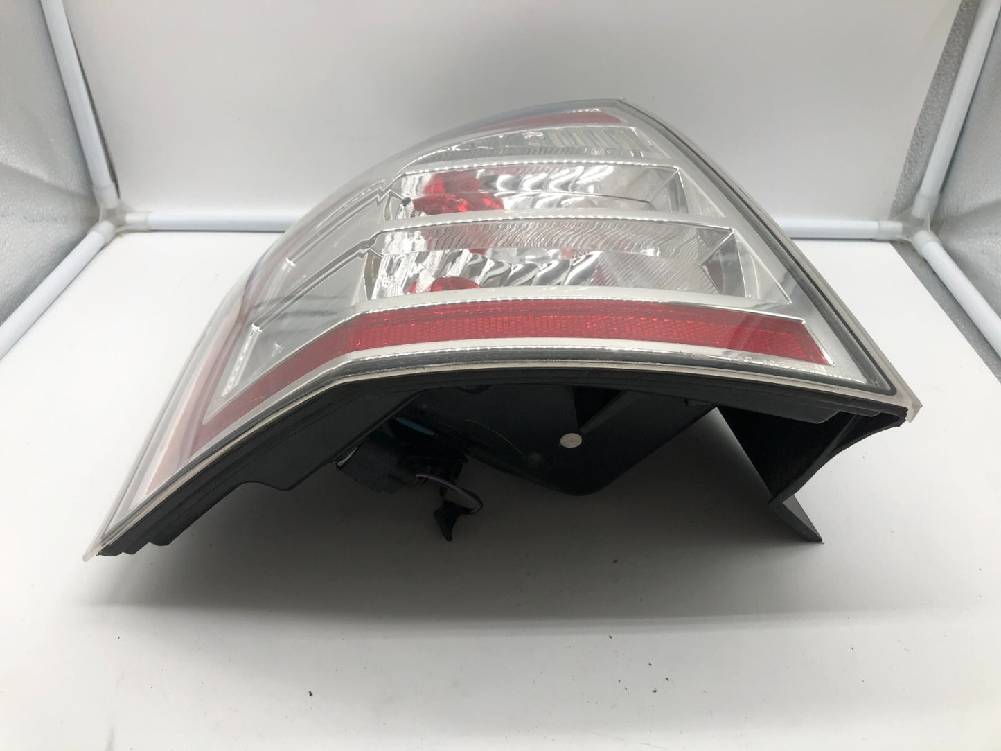 2007-2010 Ford Edge Driver Side Tail Light Taillight OEM D04B70008