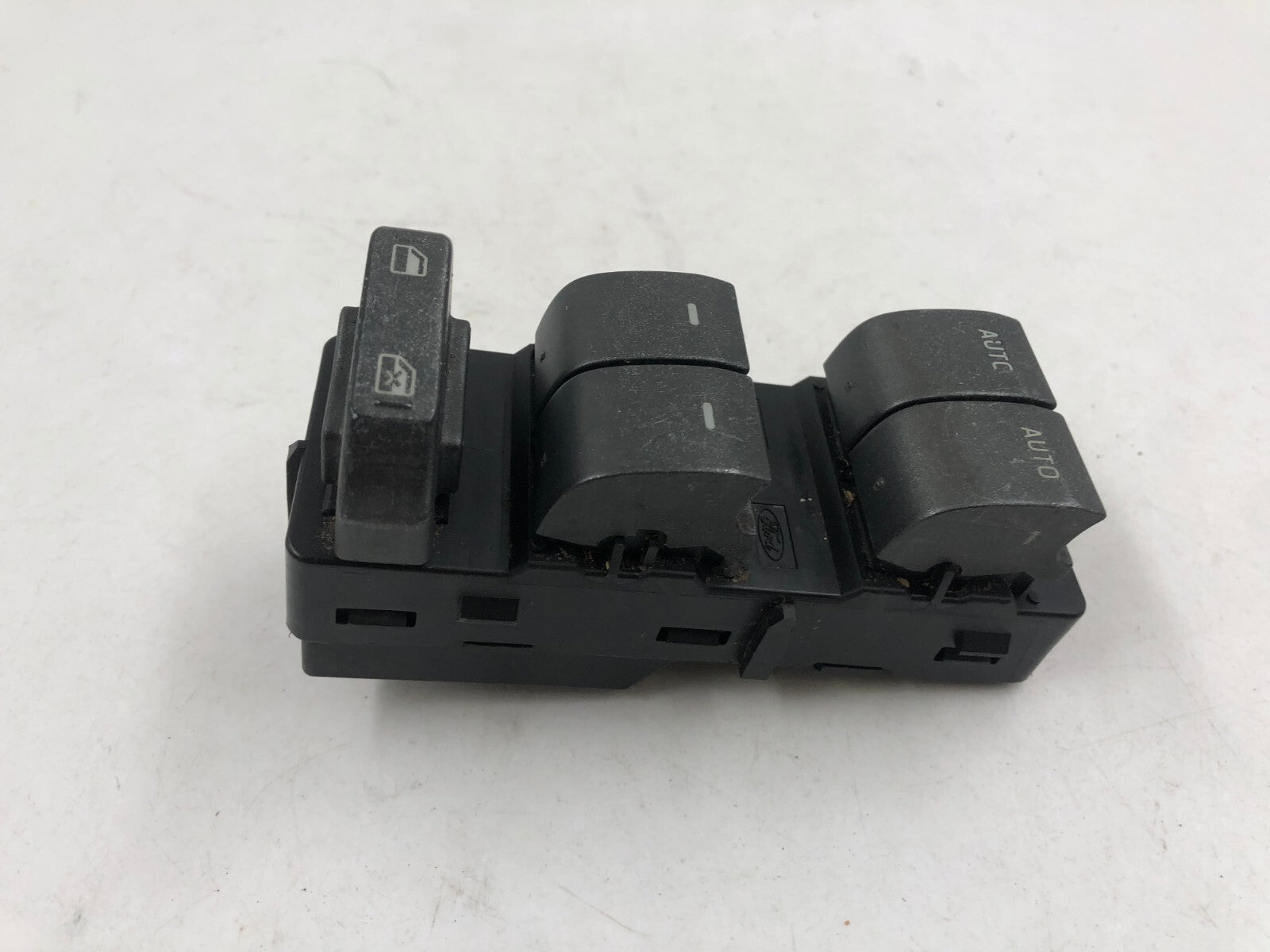 2008-2010 Lincoln MKX Master Power Window Switch OEM C04B25029
