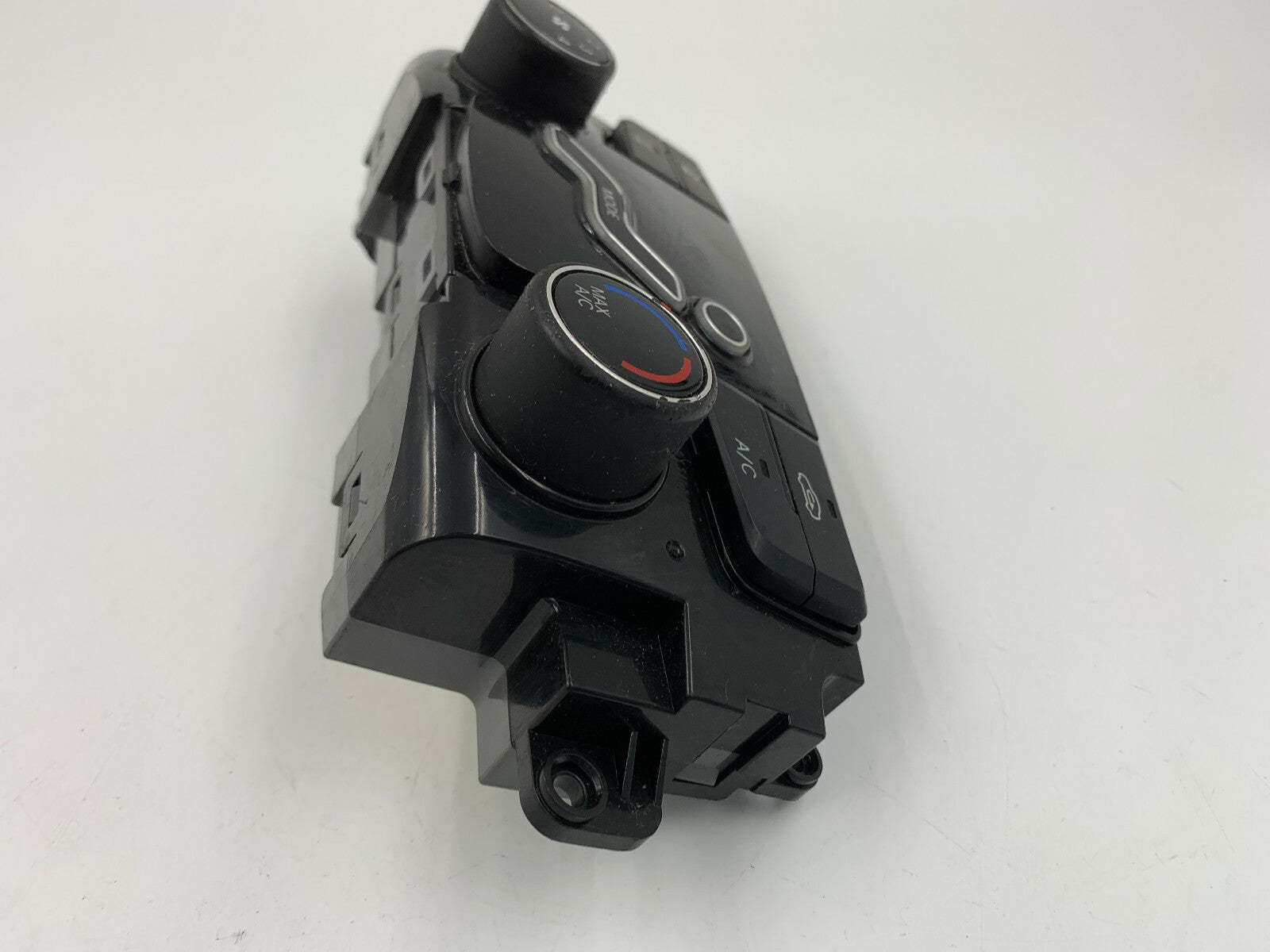 2011-2013 Hyundai Sonata AC Heater Climate Control Unit OEM E01B24009