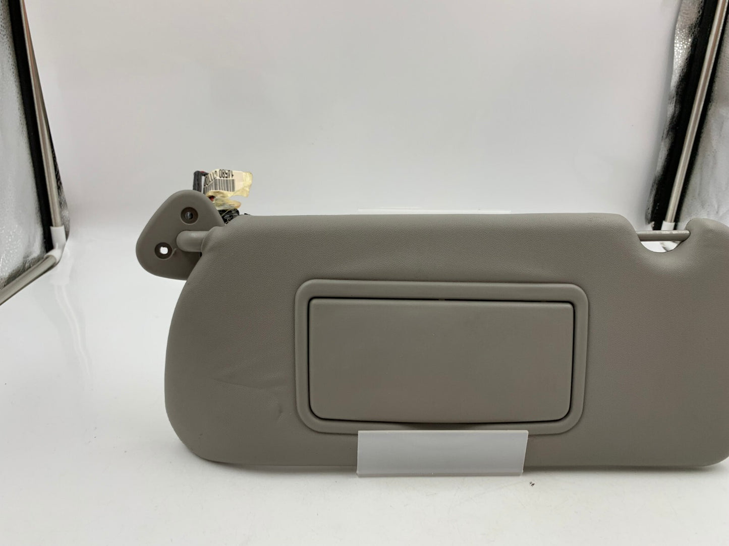 2003-2007 Cadillac CTS Driver Sun Visor Gray Illuminated OEM D02B70011