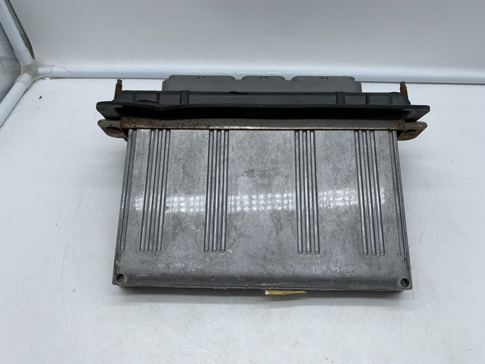 2003 Ford Explorer Engine Control Module Unit ECU ECM OEM A04B02010