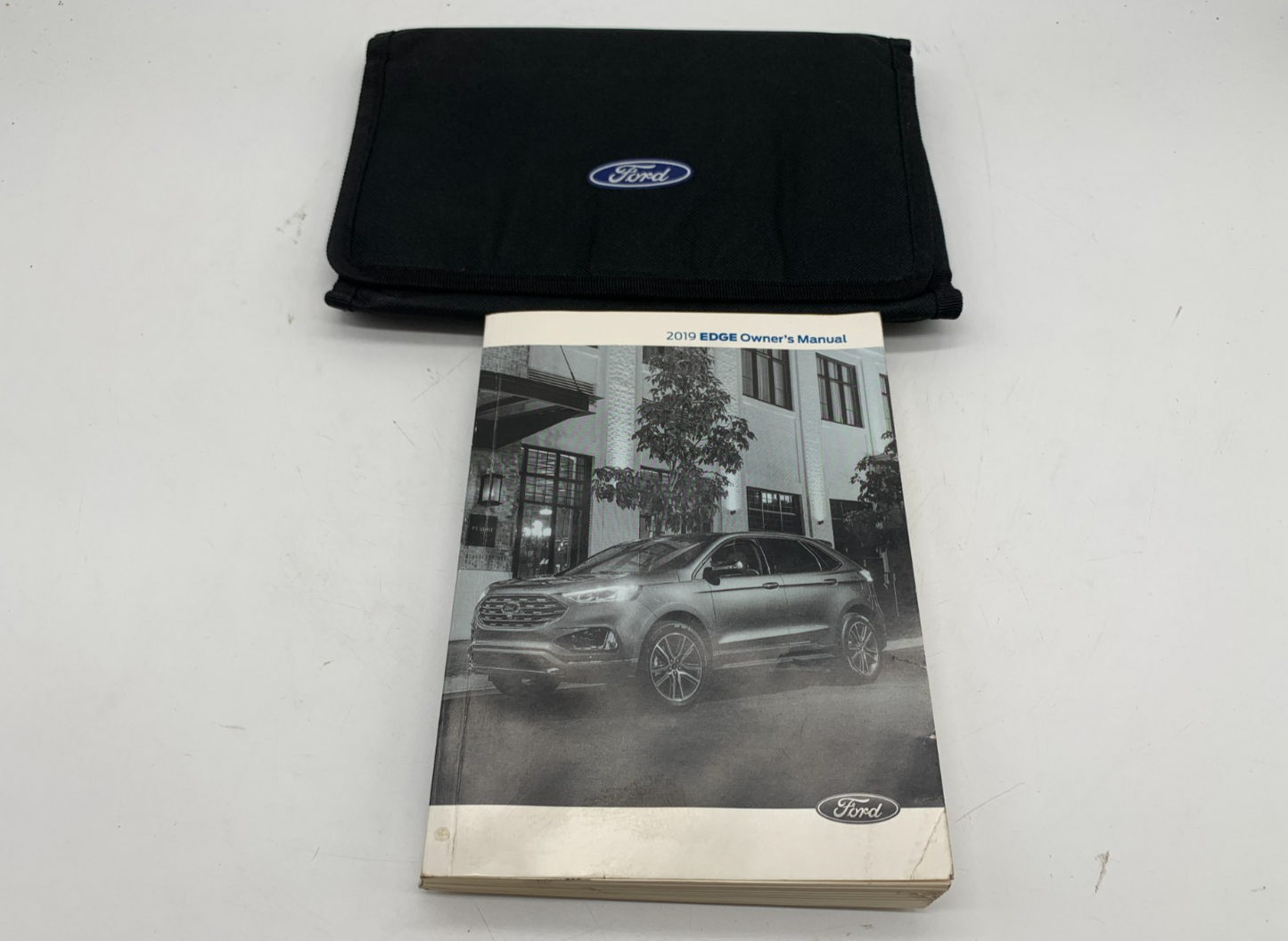 2019 Ford Edge Owners Manual Set with Case OEM A03B15006