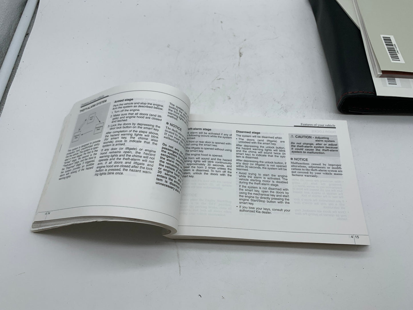 2018 Kia Stinger Owners Manual Set with Case OEM R01B01014
