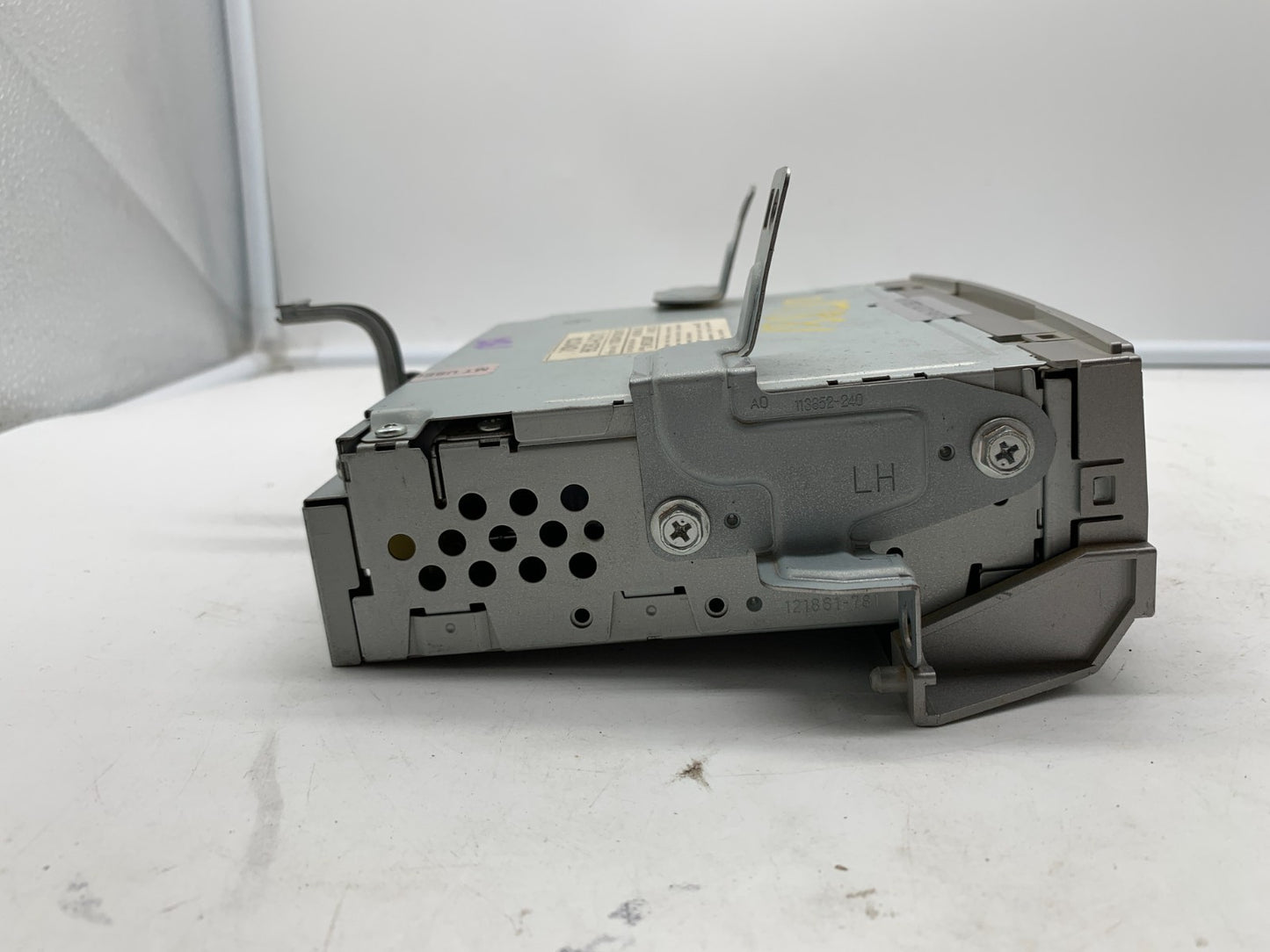 2005-2007 Toyota Avalon Center Console Radio AM FM CD Radio Receiver OEM