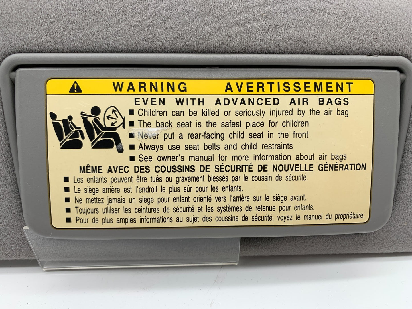 2005-2006 Lexus ES330 Passenger Sun Visor Gray Illumination B03B47065