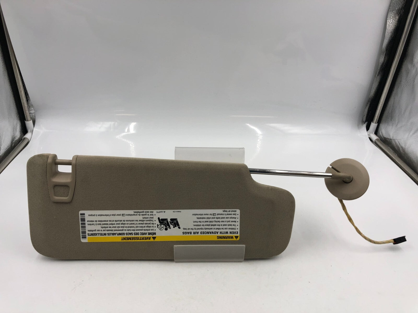 2014-2019 Cadillac CTS Driver Sun Visor Beige Illuminated OEM A04B25060