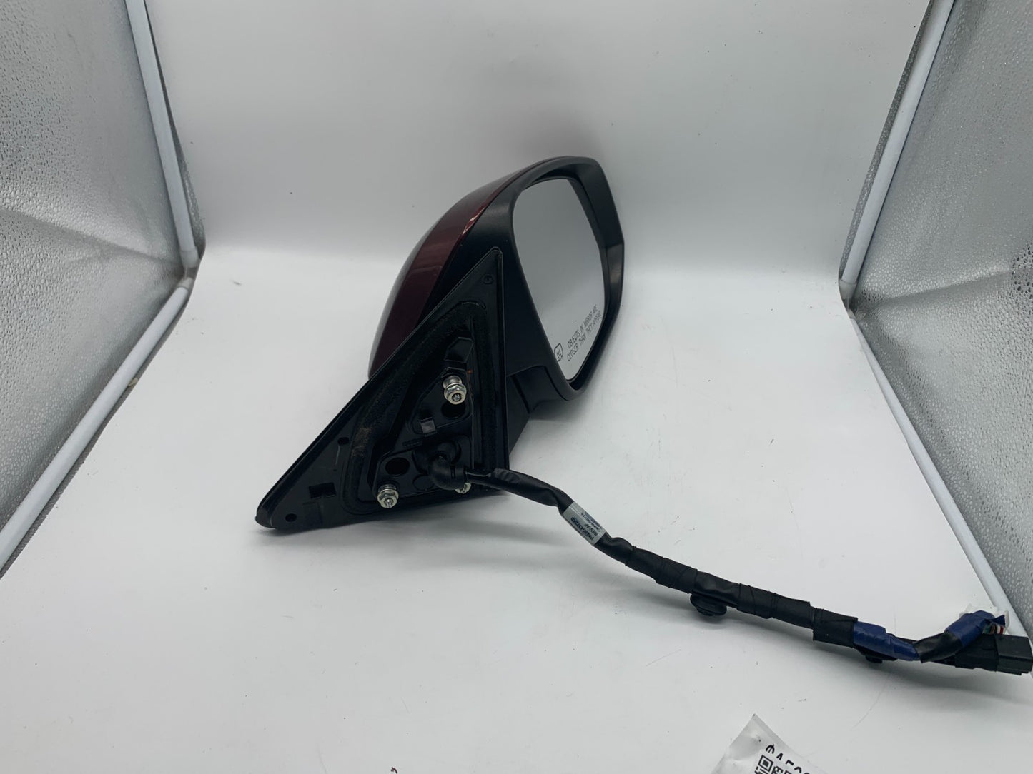 2014-2019 Toyota Highlander Passenger Side Power Door Mirror BSA OEM C01B13036