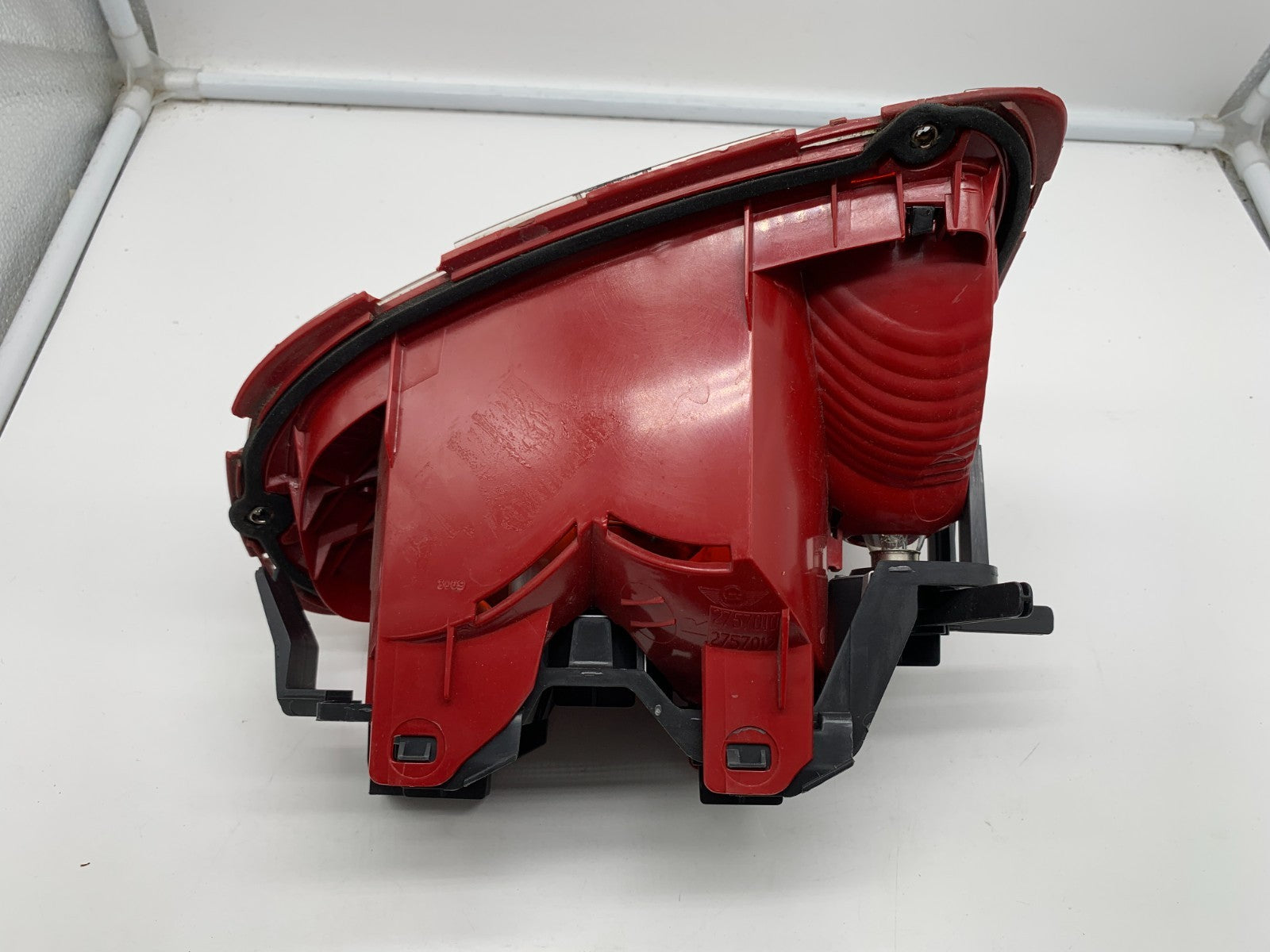 2007-2010 Mini Cooper Passenger Side Tail Light Taillight OEM C02B12006