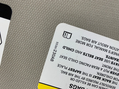 2006-2010 Jeep Commander Driver Sun Visor OEM E01B30079