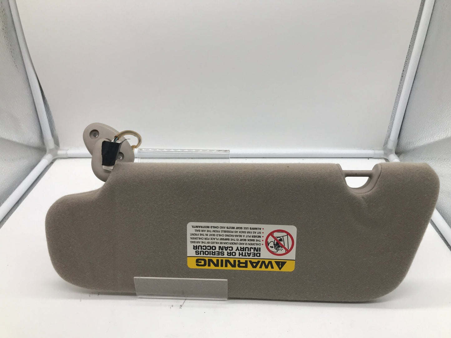 2002-2003 Jeep Liberty Passenger Sun Visor Gray Illumination OEM