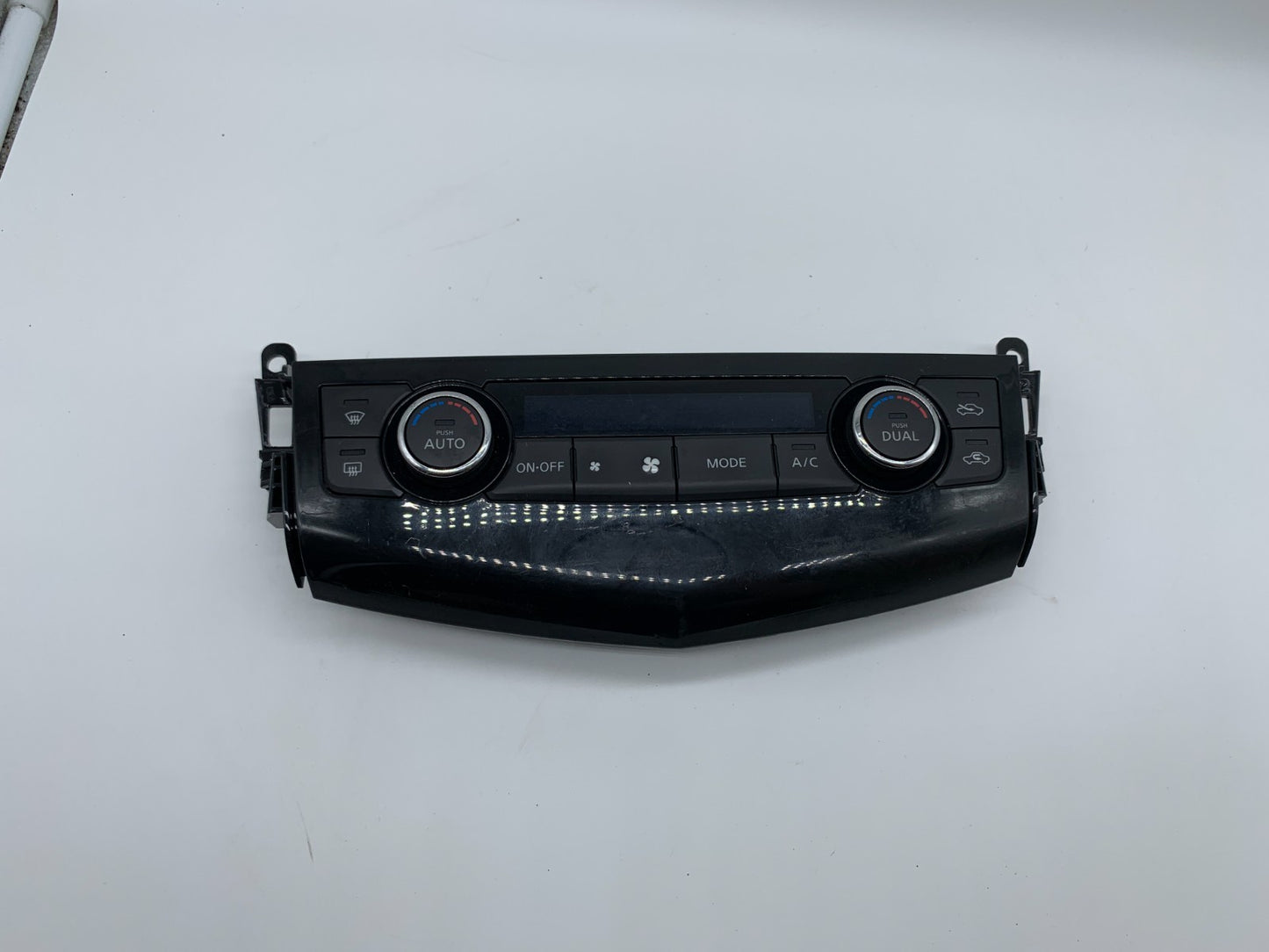 2019-2022 Nissan Altima AC Heater Climate Control Unit OEM C03B01004
